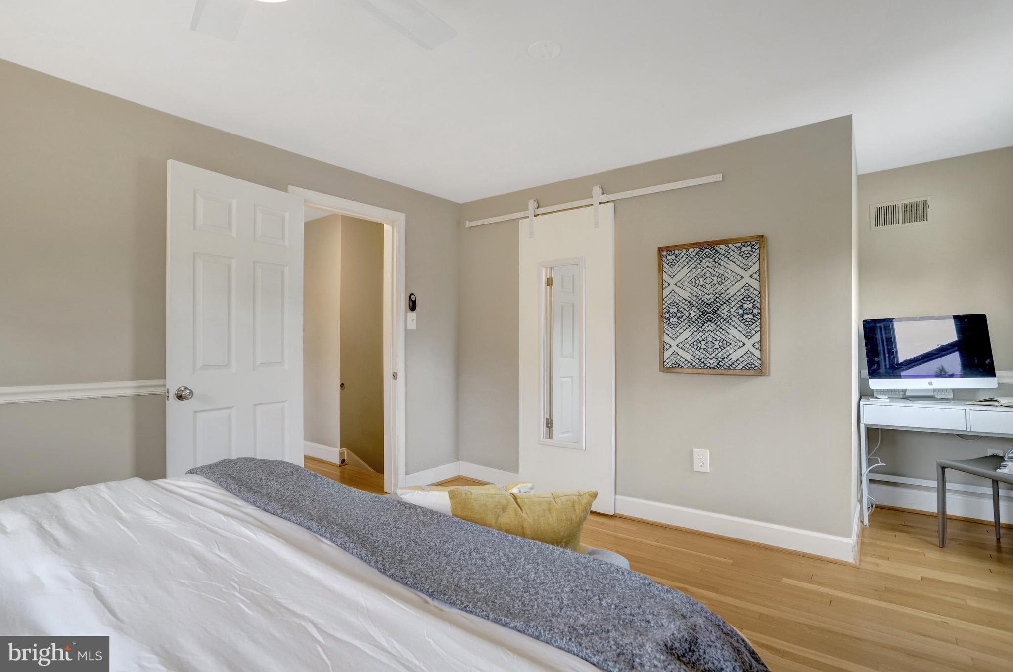 HILLWOOD - Residential