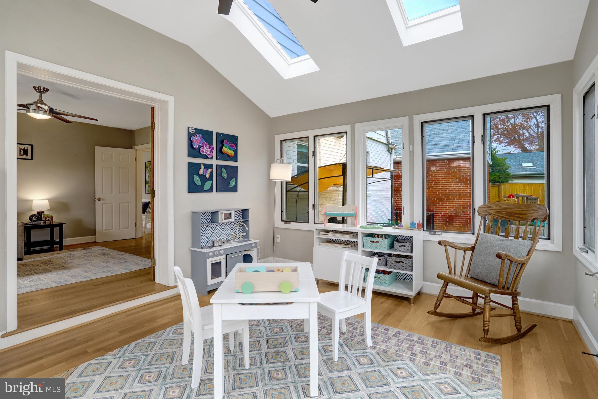 HILLWOOD - Residential