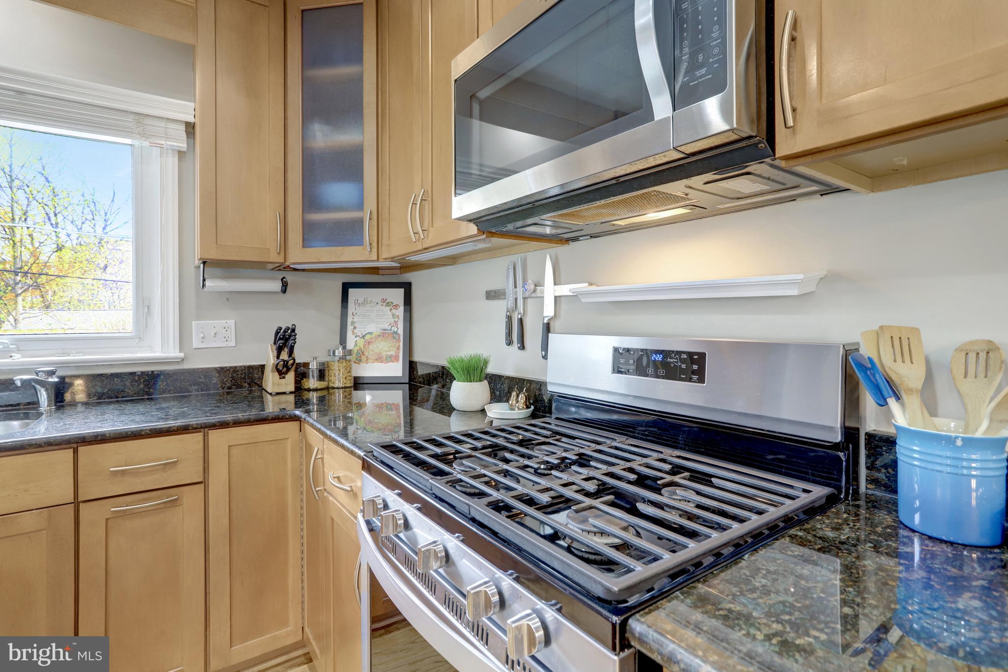 HILLWOOD - Residential