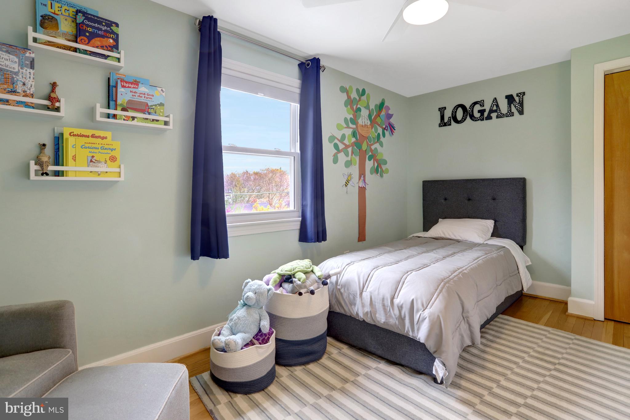 HILLWOOD - Residential