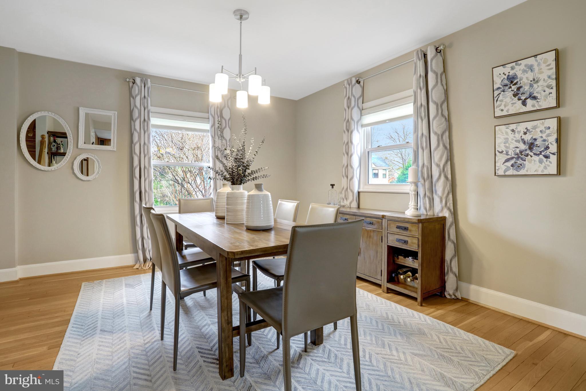 HILLWOOD - Residential