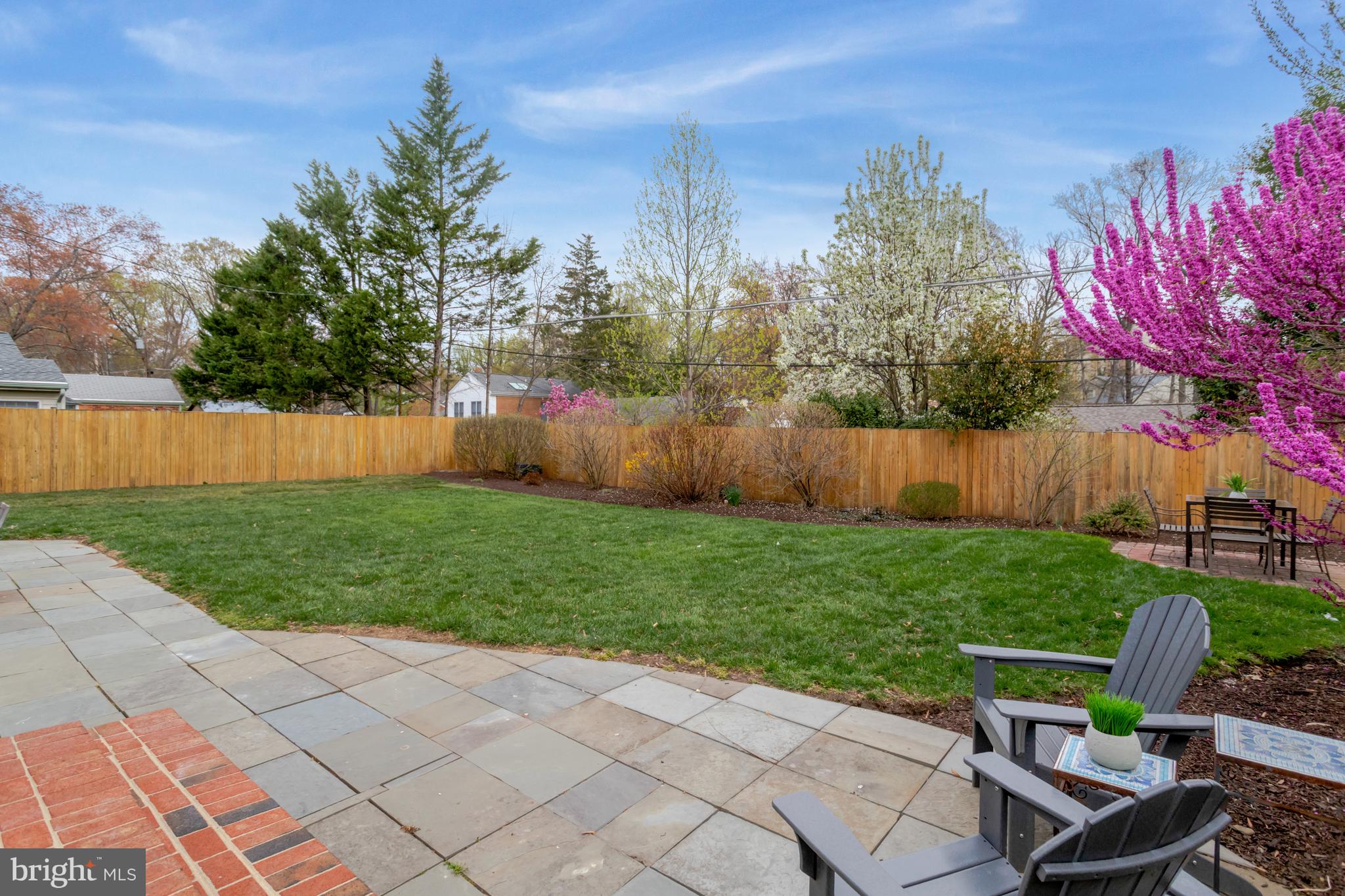 HILLWOOD - Residential