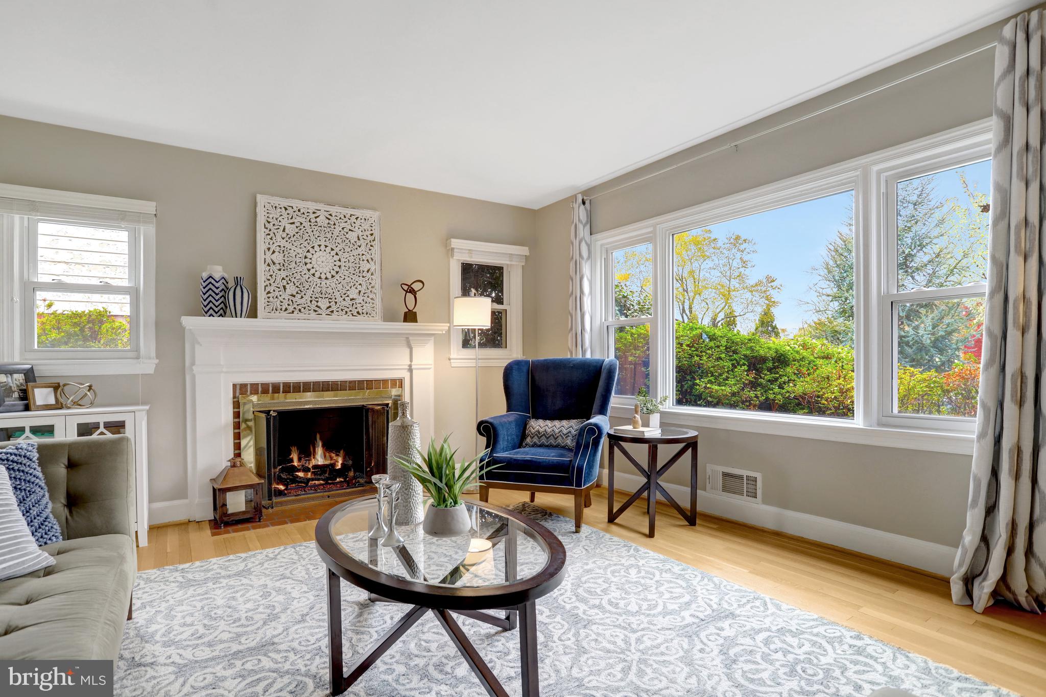 HILLWOOD - Residential