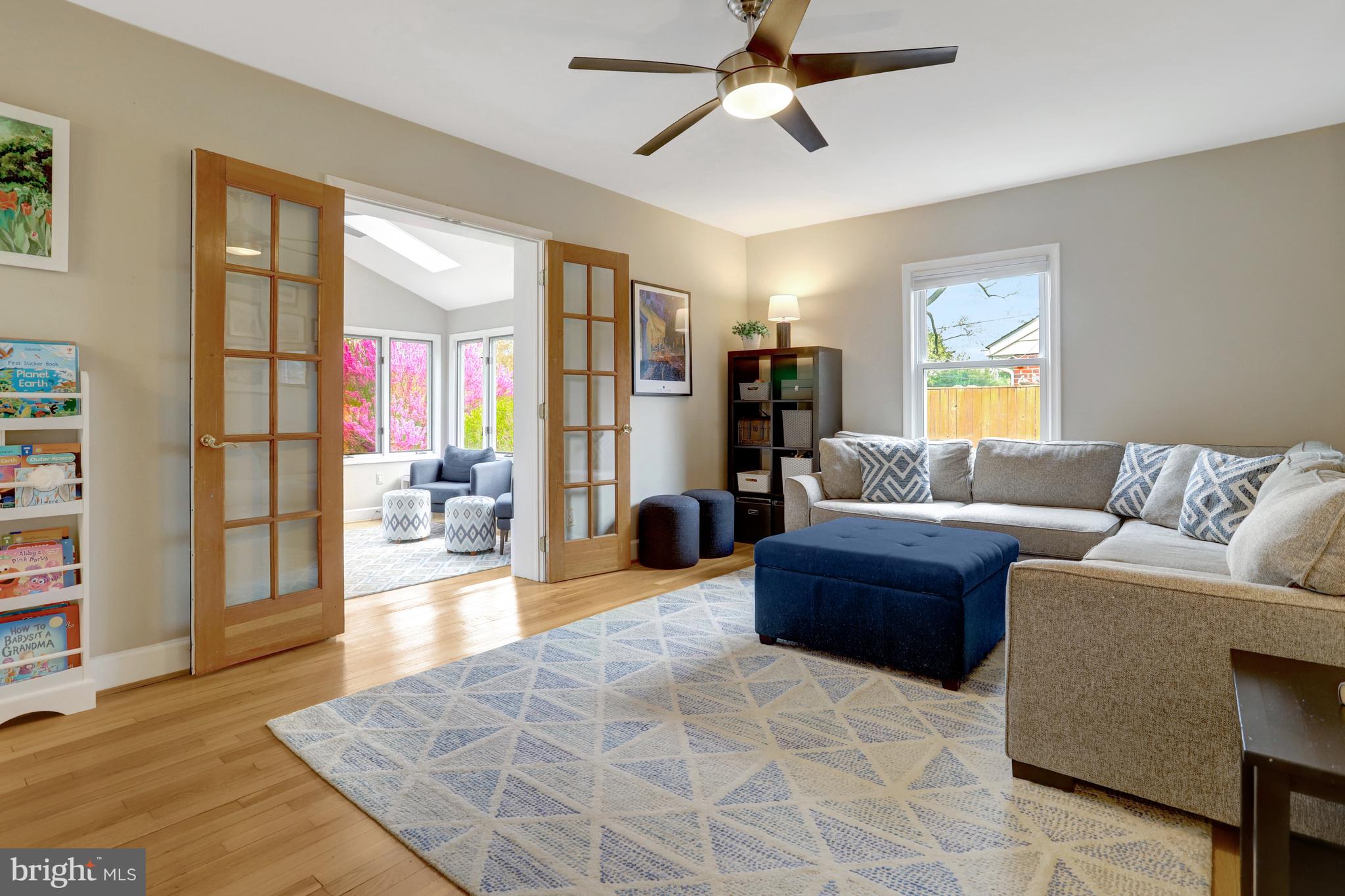 HILLWOOD - Residential