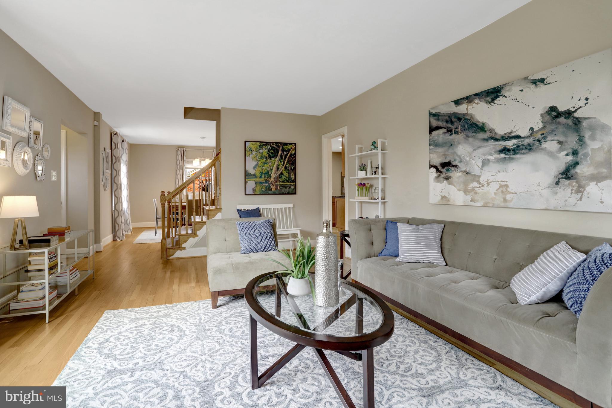 HILLWOOD - Residential