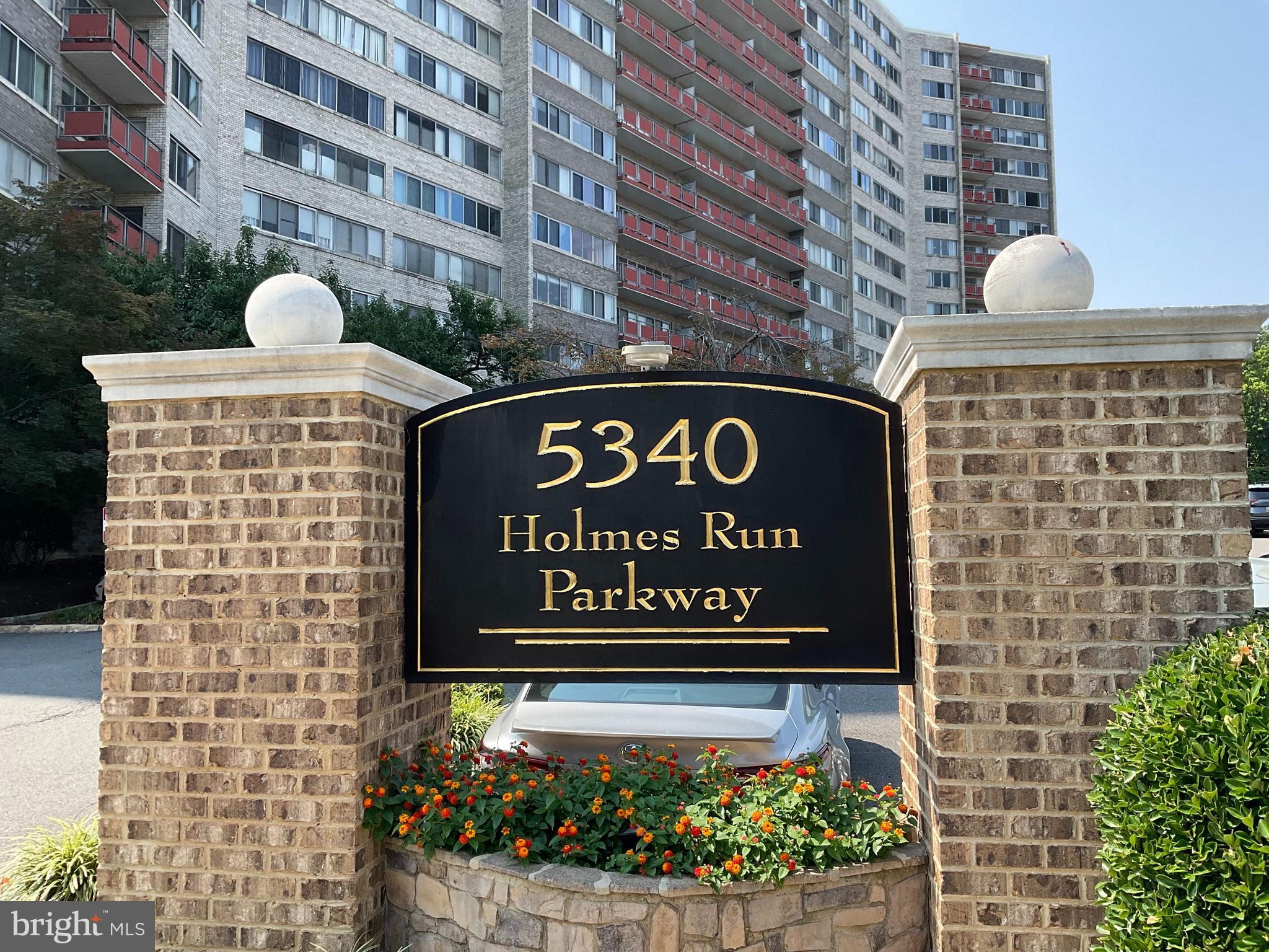 5340 HOLMES RUN PARKWAY 404