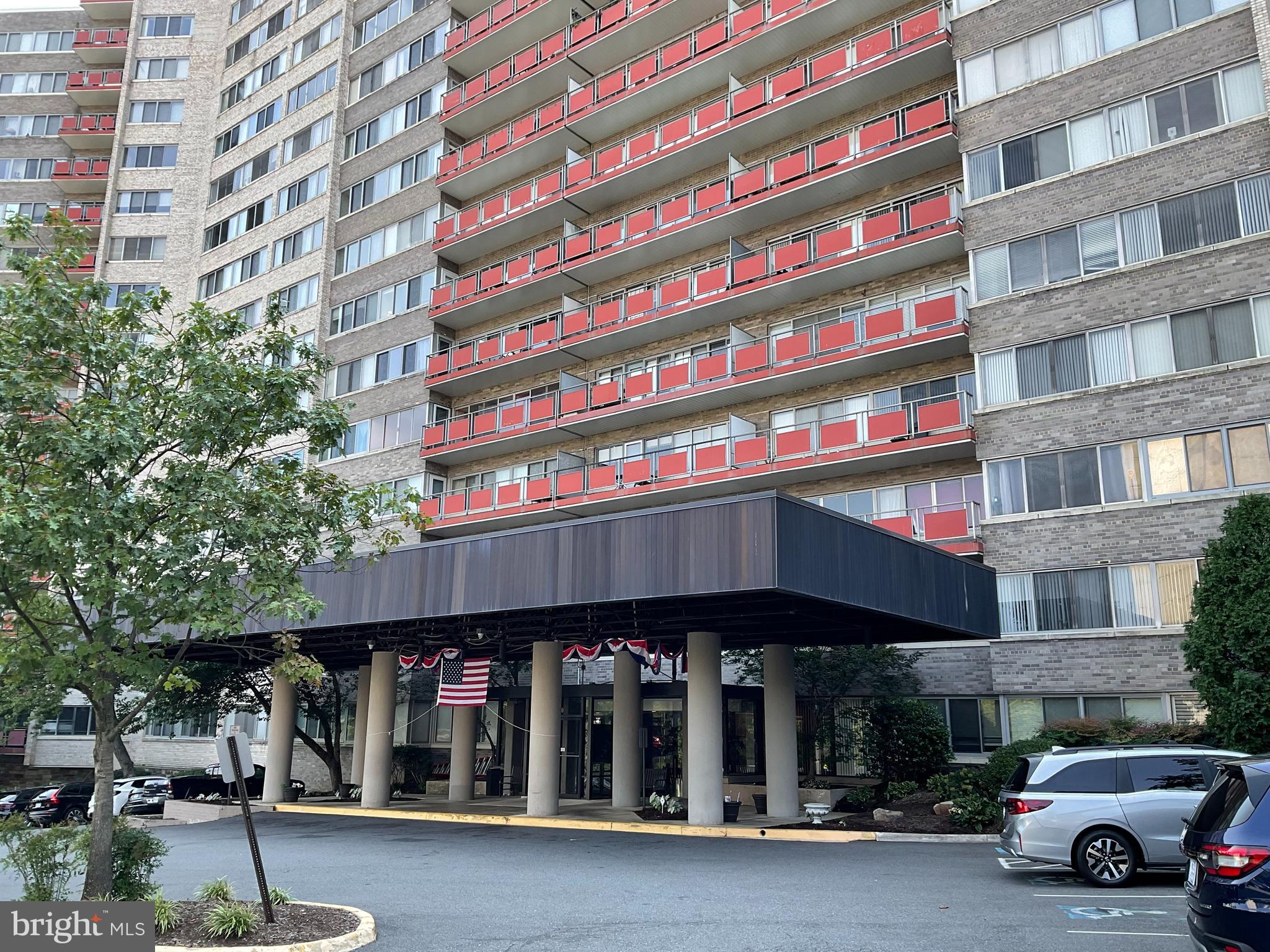 5340 HOLMES RUN PARKWAY 404