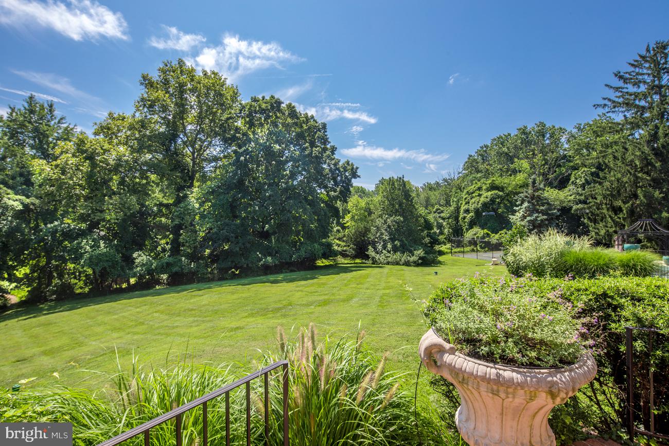 BRYN MAWR - Residential