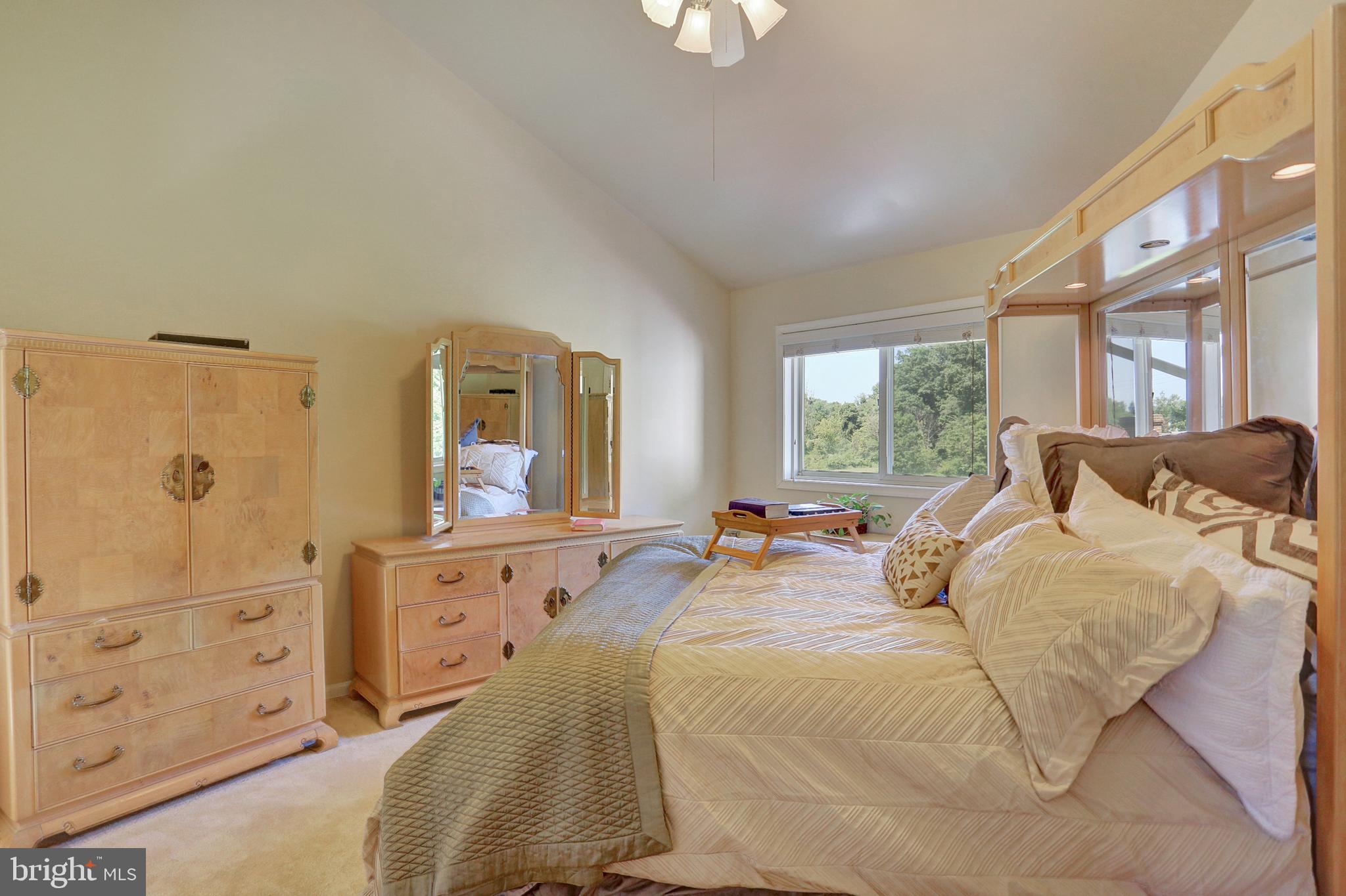 BLUE MEADOW FARMS - Residential