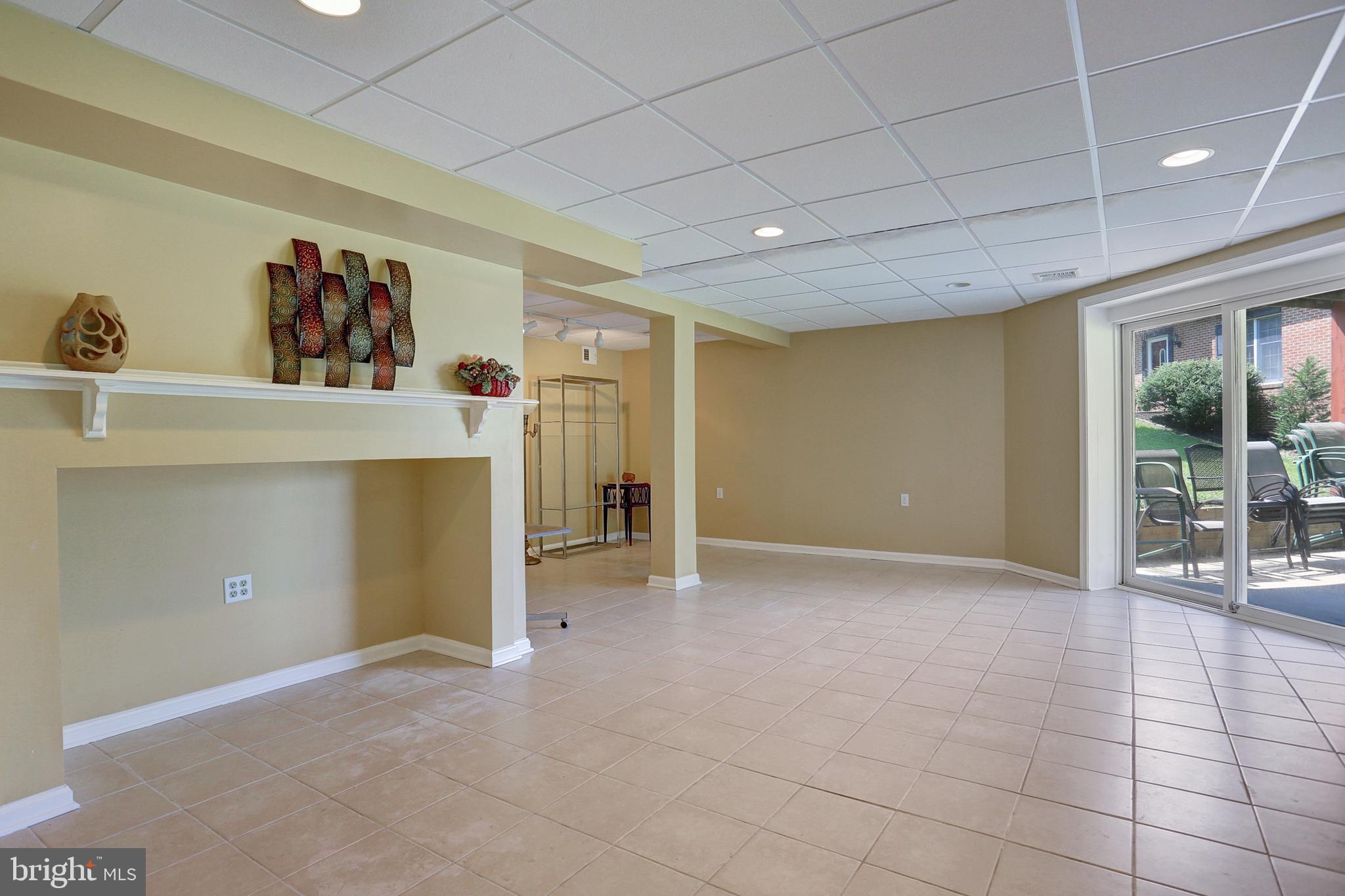 BLUE MEADOW FARMS - Residential
