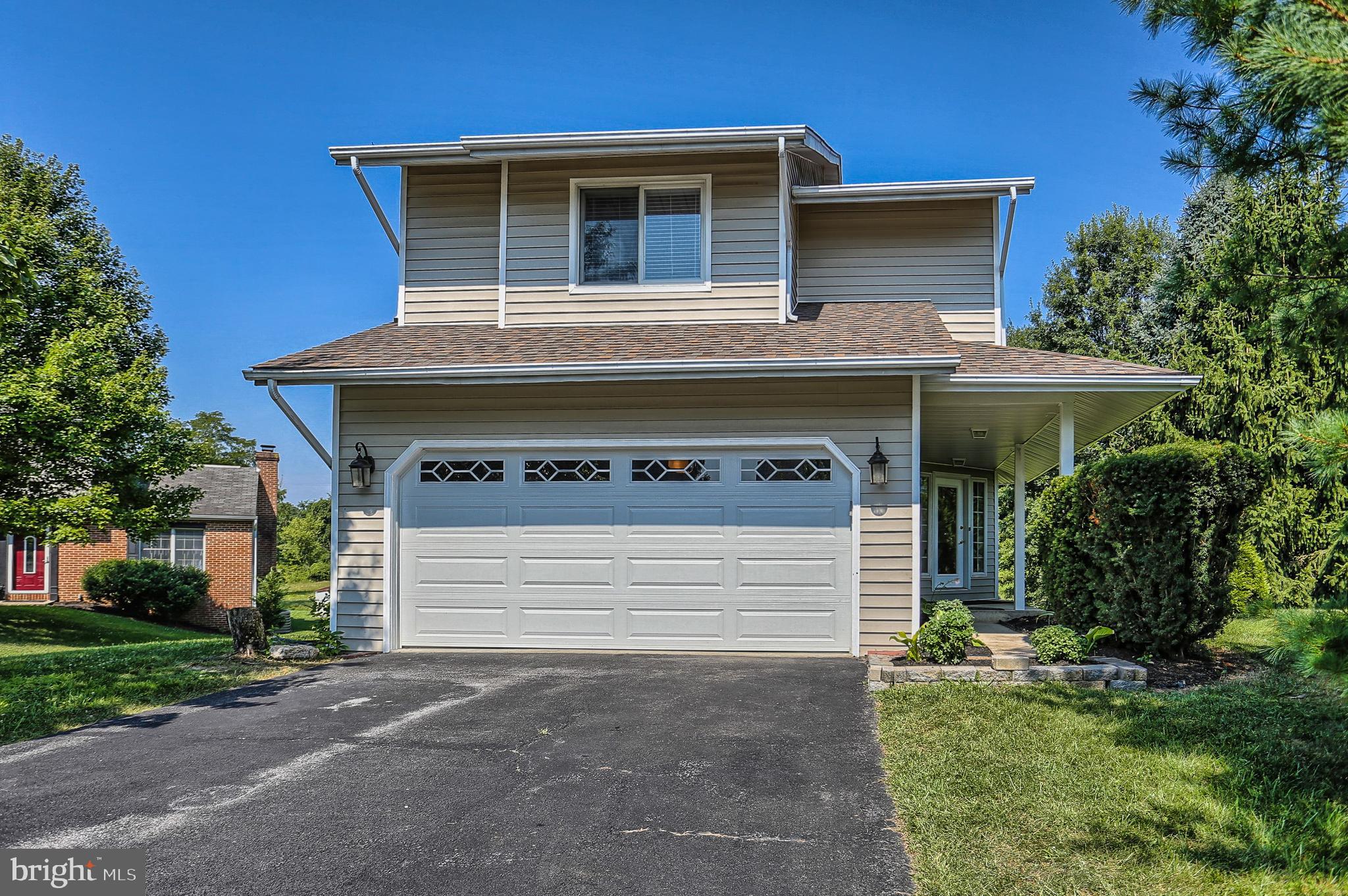 BLUE MEADOW FARMS - Residential