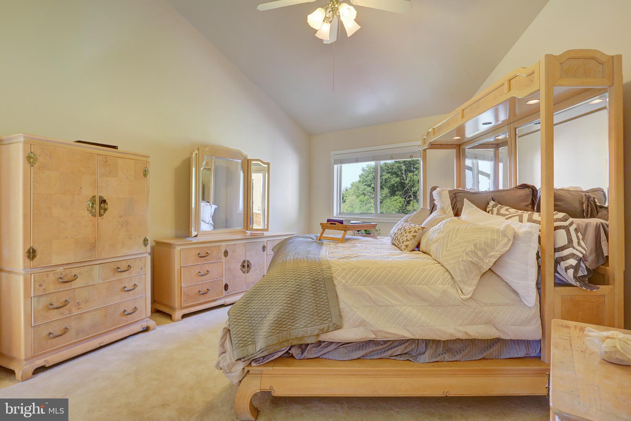 BLUE MEADOW FARMS - Residential
