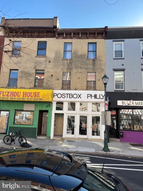 INVESTOR ALERT!!!
This 4 unit (1 Retail & 3 apartments) prime commercial mixed use property, is a 3 story building on South Street, in the vibrant area of Fitler Square and is ready to be added to your real estate portfolio.
The first floor consists of the retail store tnant, Postbox Philly Store, which was recently updated and covers approximately 950+/- sq. ft.
The 2nd floor consists of a (2) 1 bedroom apartments.
The 3rd floor is a large 3 bedroom with a large deck.
All units have separate utilities.
Fitler square is a charming neighborhood with quaint cafes, boutique shops and art galleries contributing to its lively yet peaceful ambiance that offers city living and a community charm.
Rental income:
Unit 1: (Retail store): $2,250 with a 2% increase each year and a 5 year option after 2029,
Unit 2: (1 Bedroom) $825,
Unit 3: (1 Bedroom) $600,
Unit 4 : (3 Bedroom) $1,500