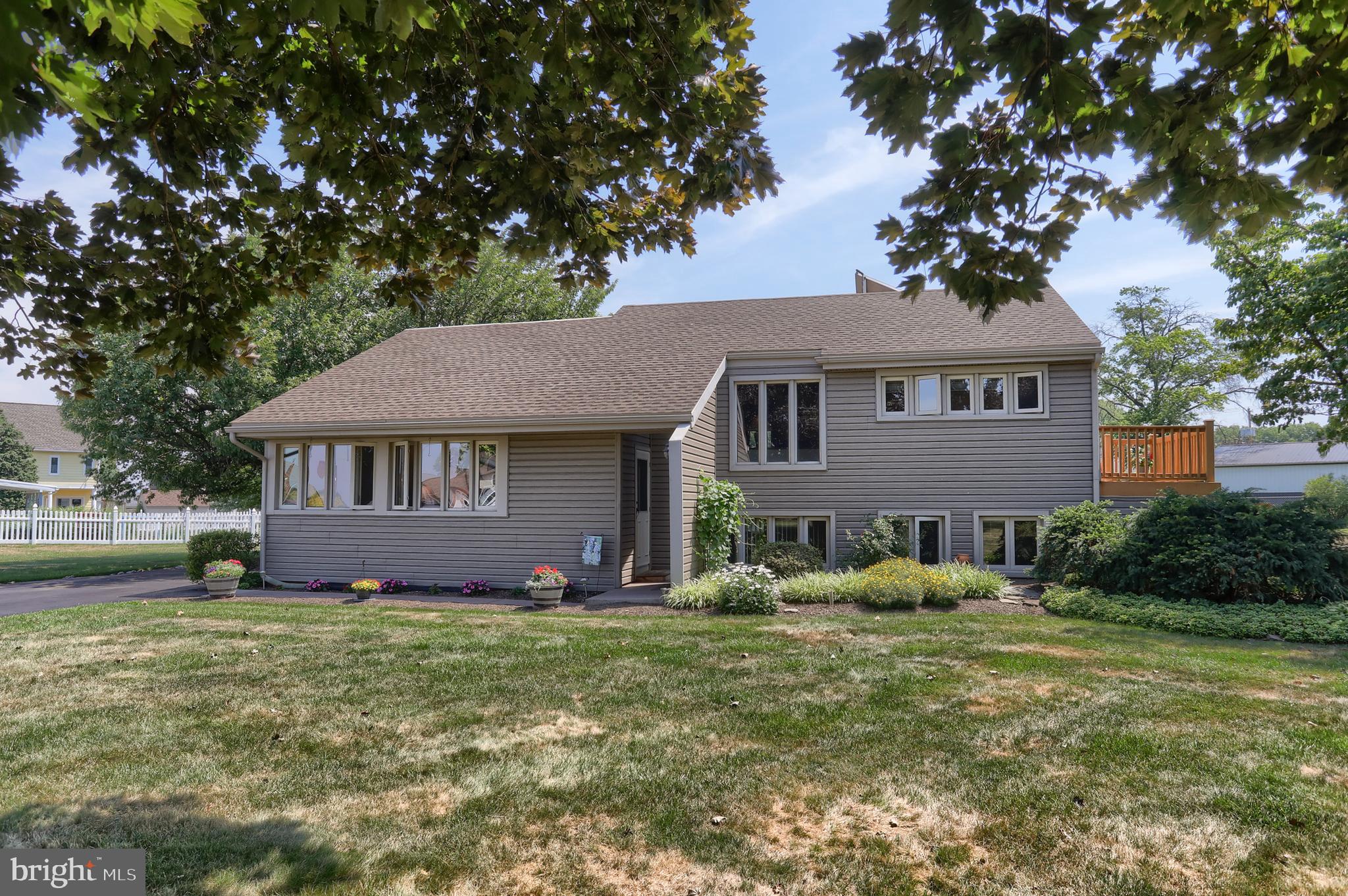 204 OAK STREET