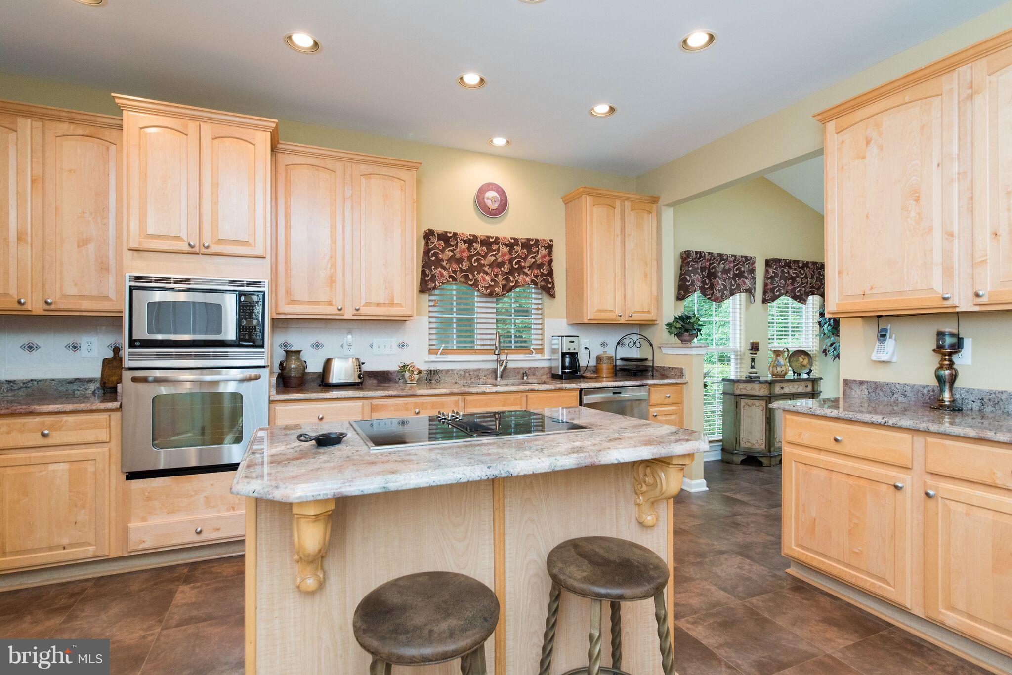 LYNDWOOD - Residential