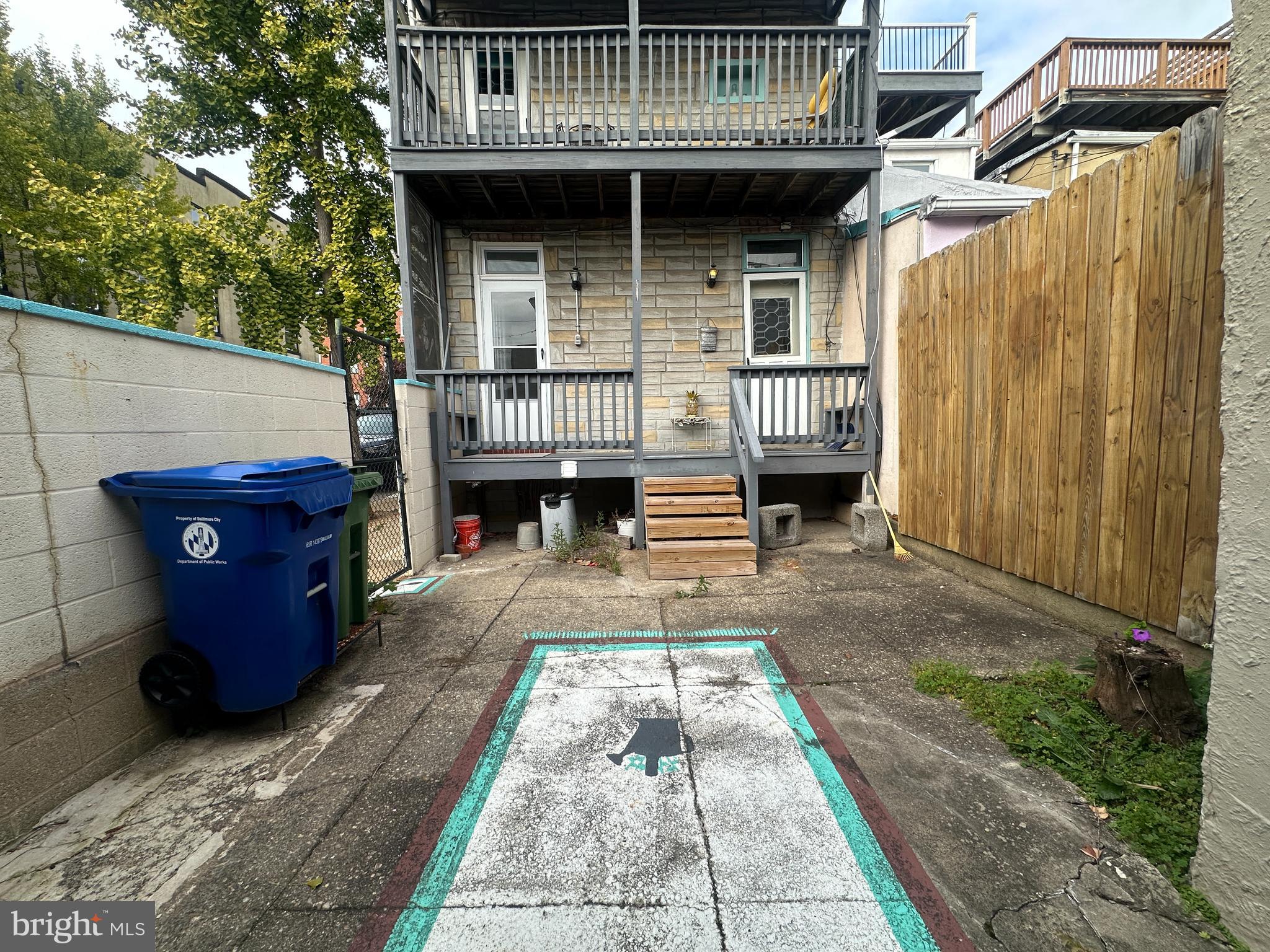 BUTCHERS HILL - Residential Lease