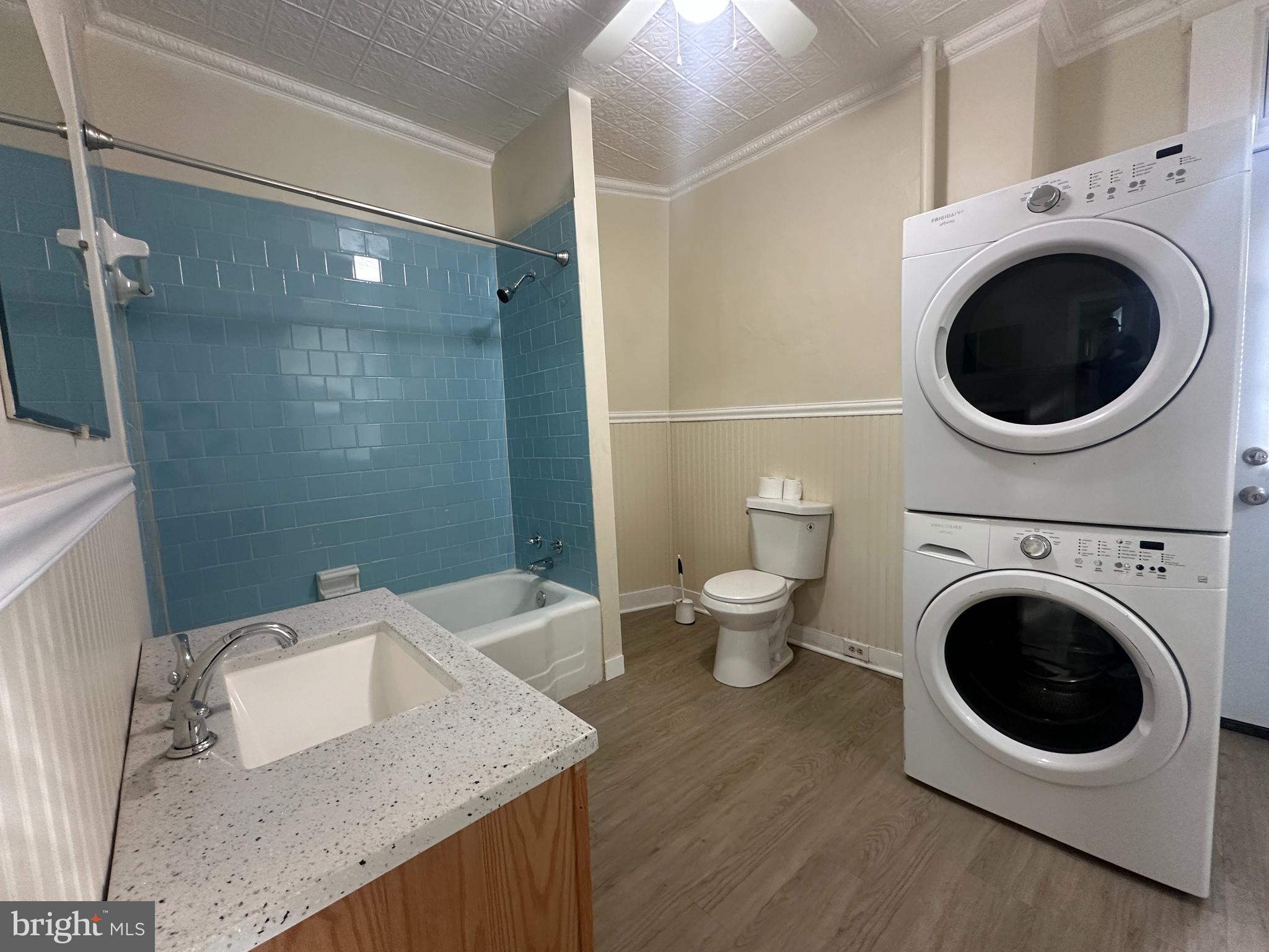 BUTCHERS HILL - Residential Lease