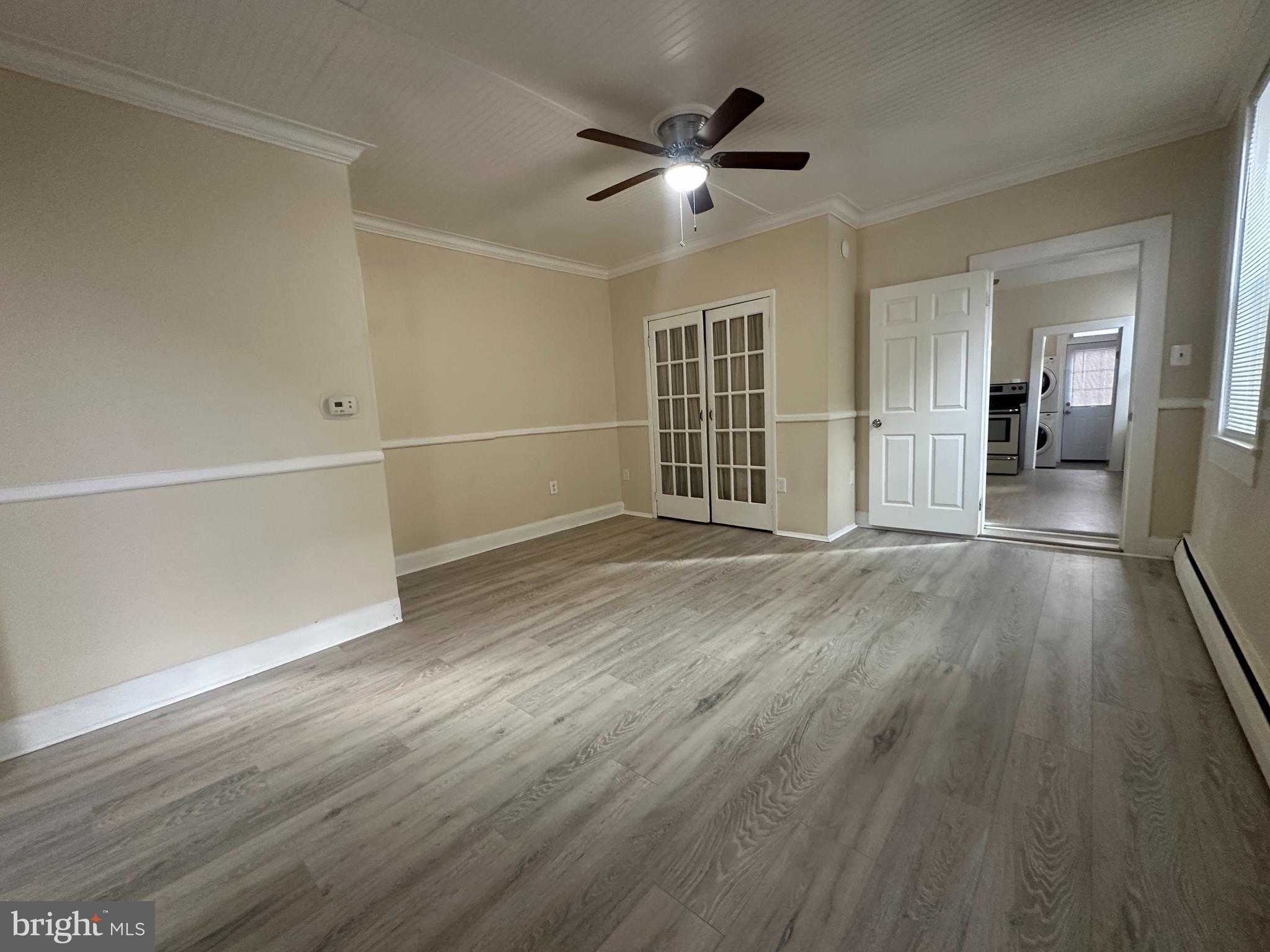 2029 E LOMBARD STREET 1