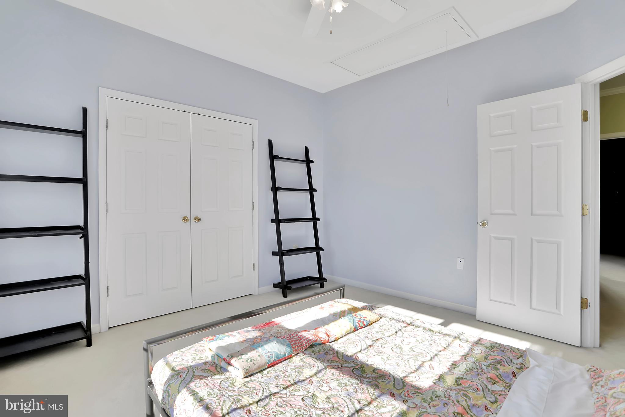 HUNTFIELD - Residential