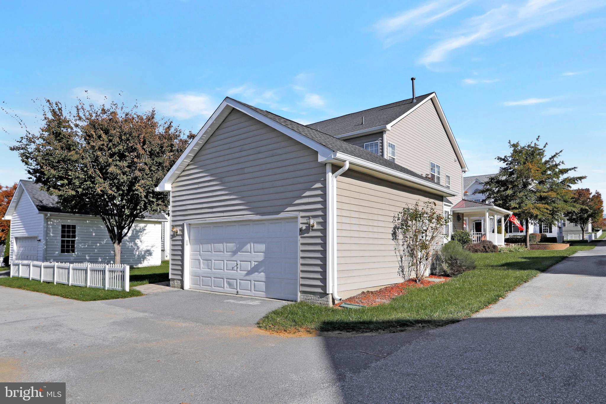 HUNTFIELD - Residential