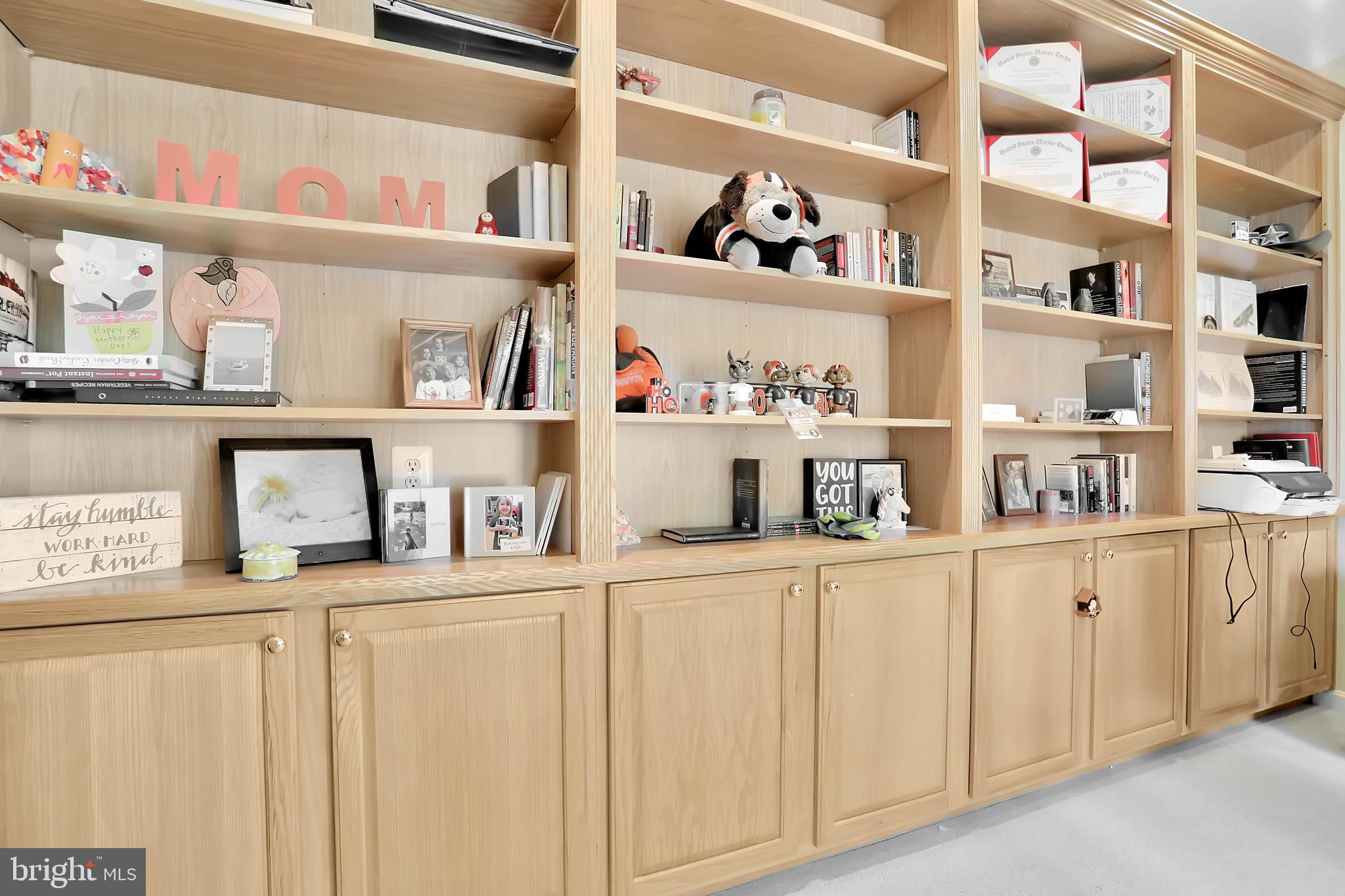 HUNTFIELD - Residential