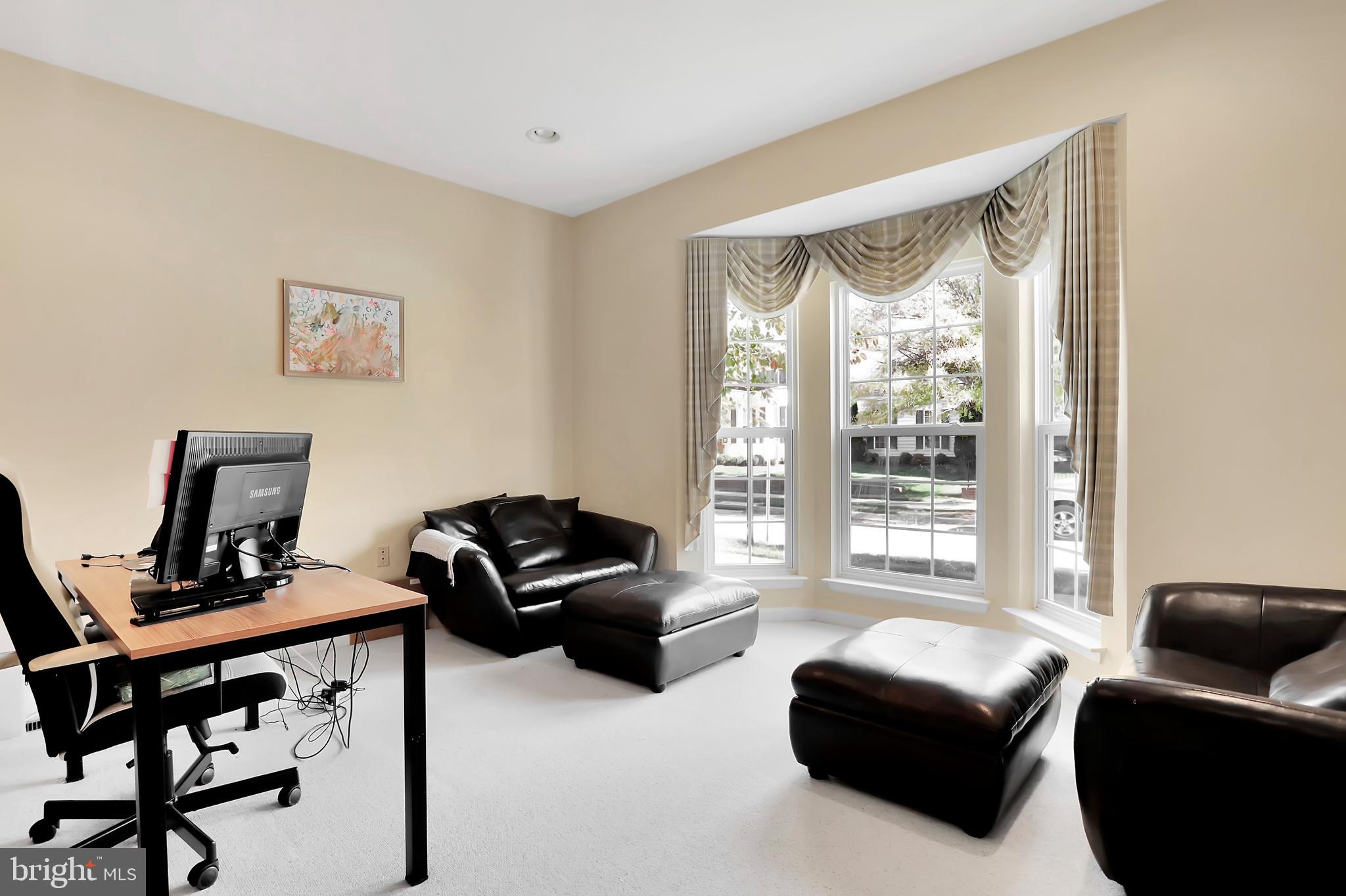 HUNTFIELD - Residential