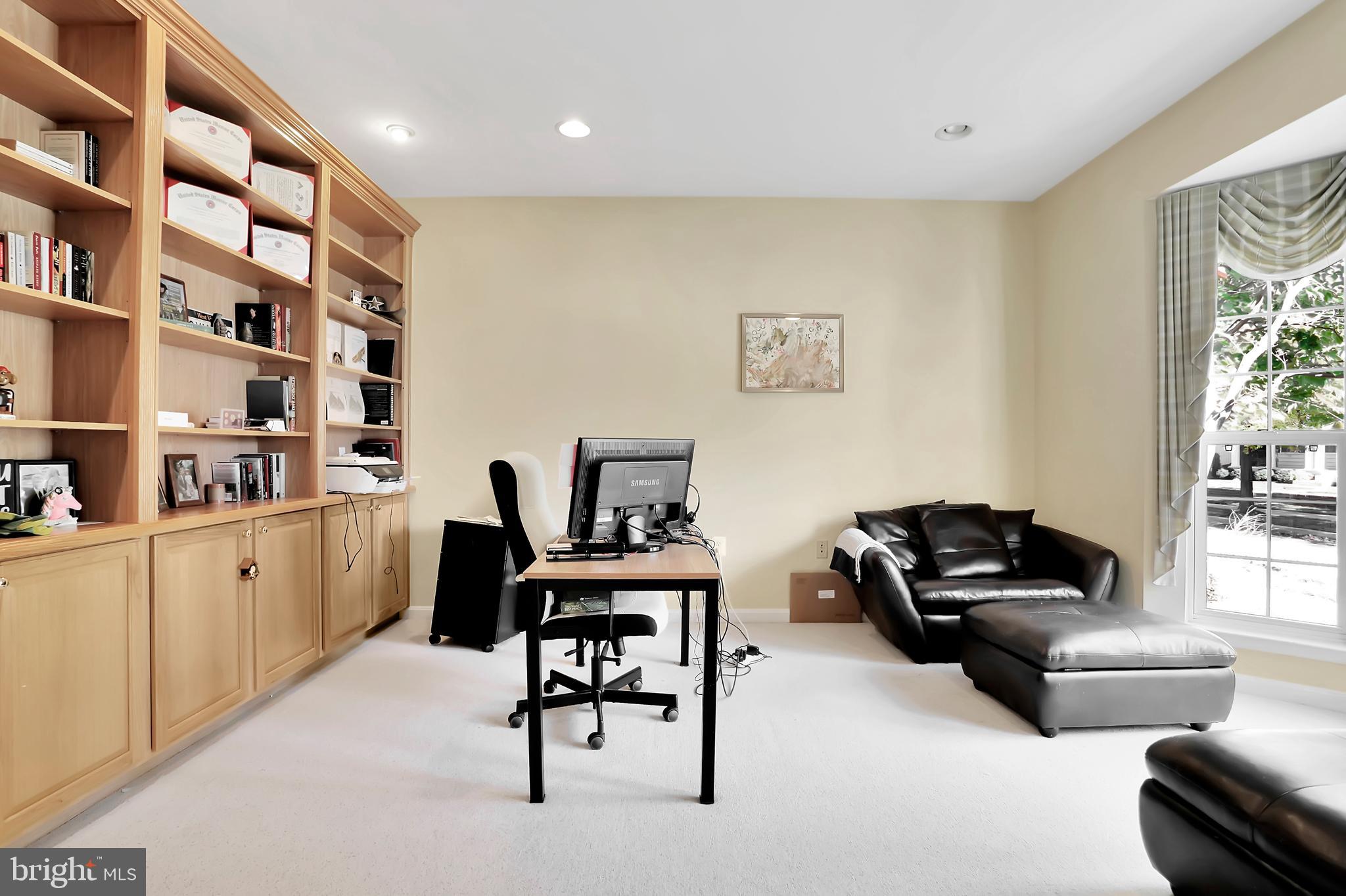 HUNTFIELD - Residential