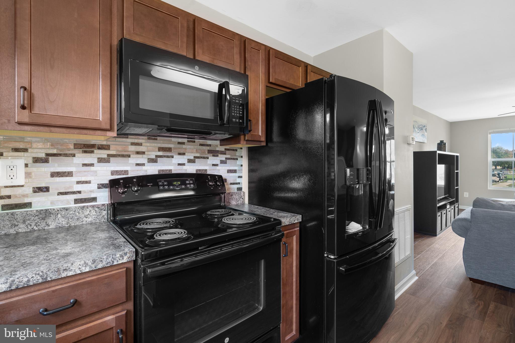 RAPPAHONNOCK LANDING - Residential