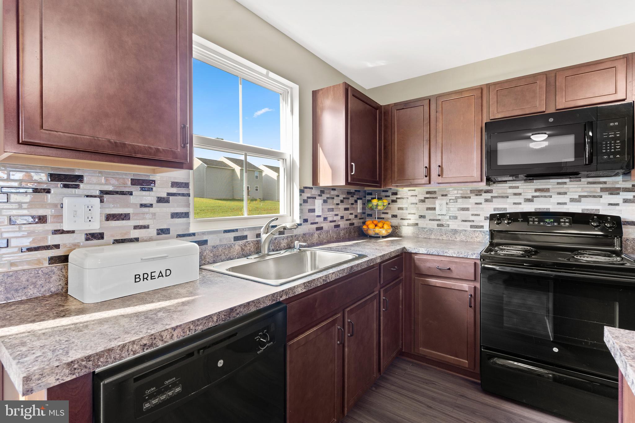 RAPPAHONNOCK LANDING - Residential