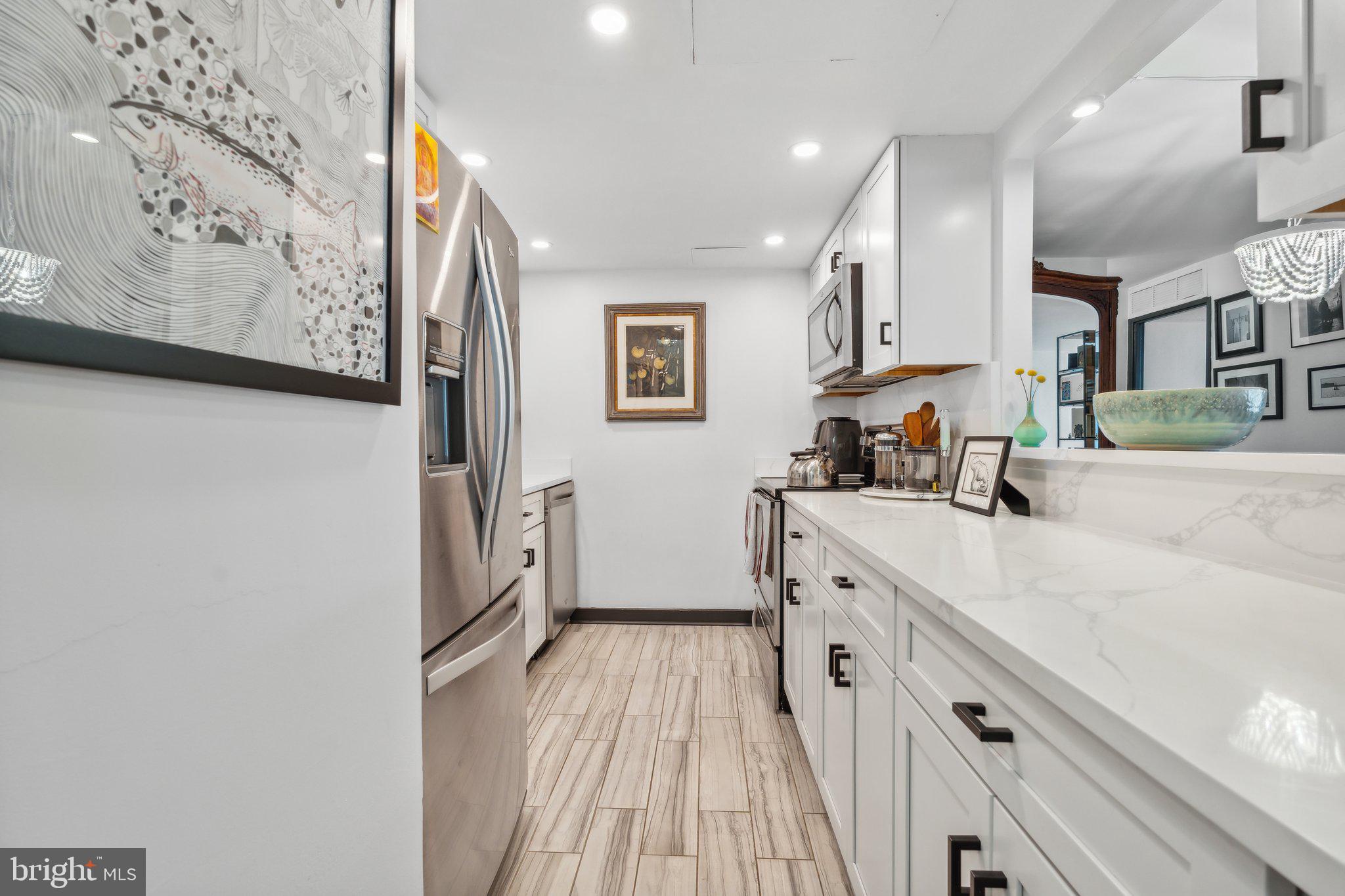 LAKE ANNE OF RESTON - Residential