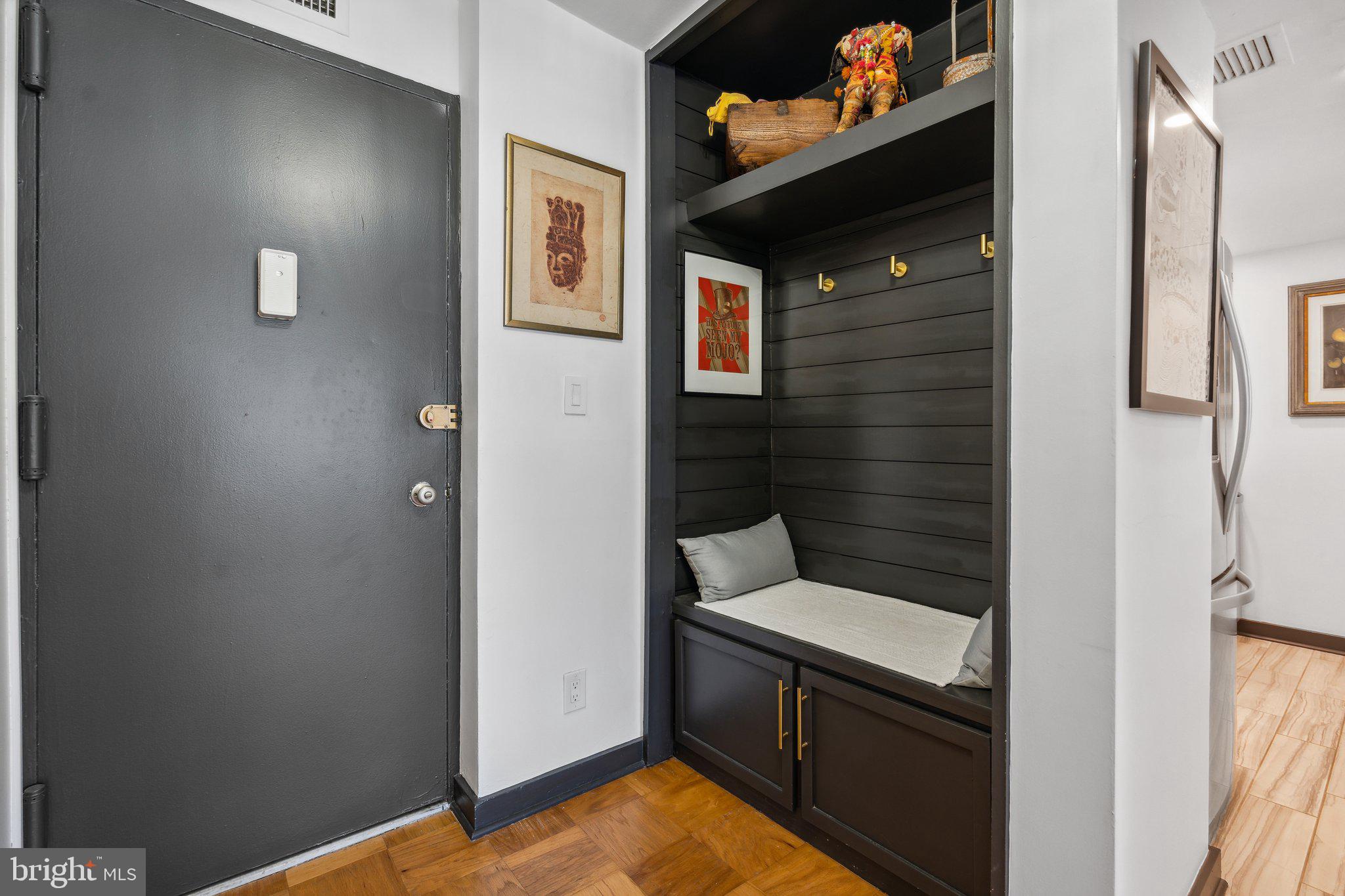 LAKE ANNE OF RESTON - Residential