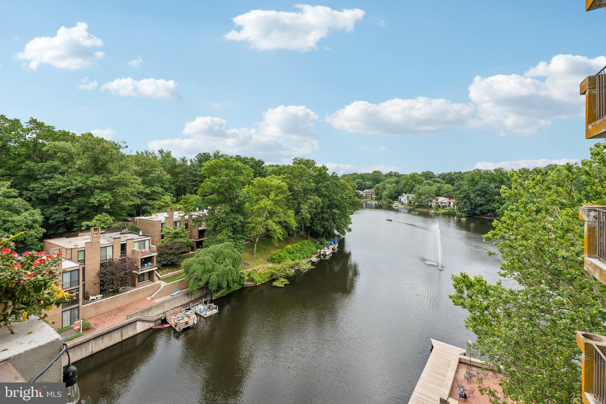 LAKE ANNE OF RESTON - Residential