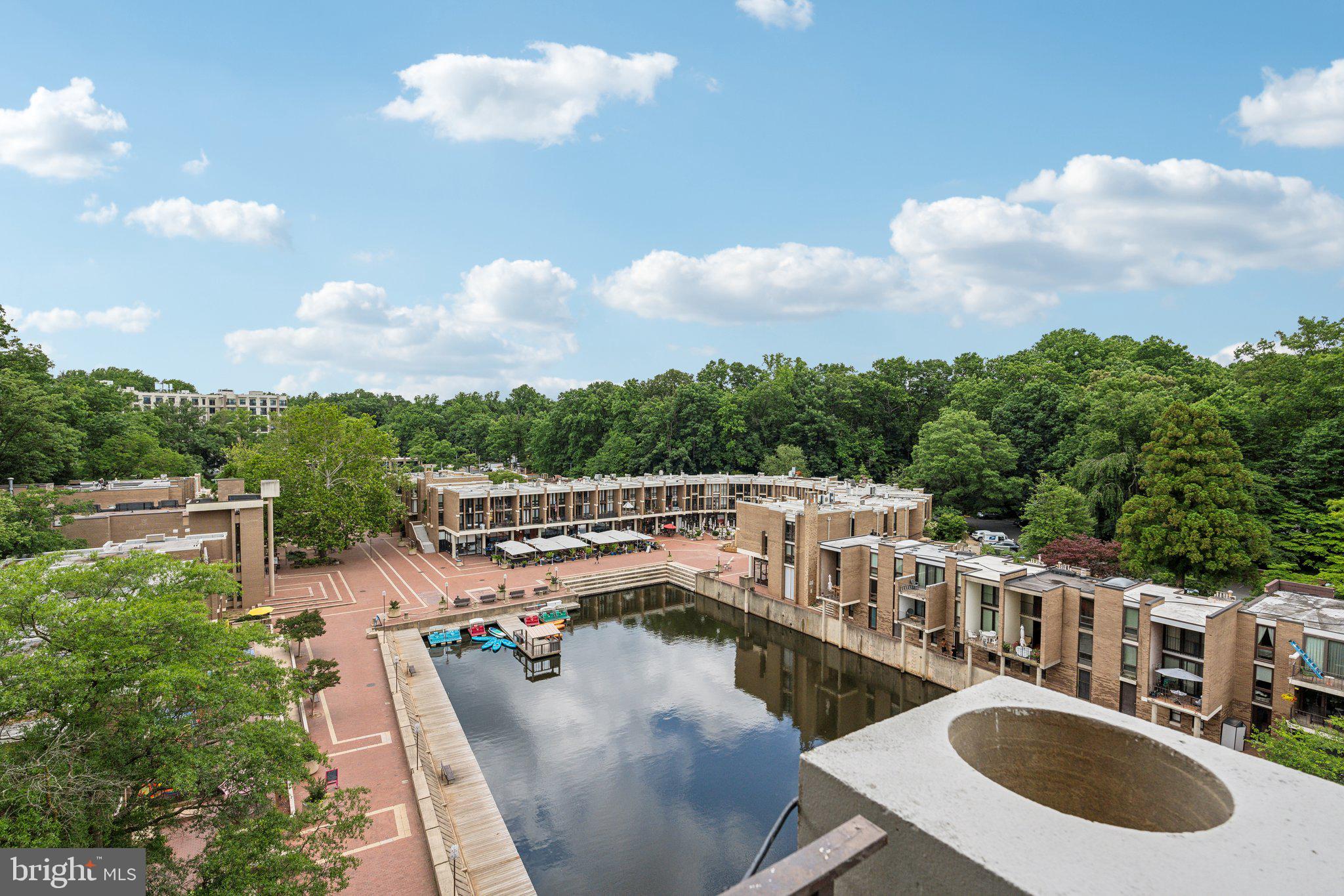LAKE ANNE OF RESTON - Residential