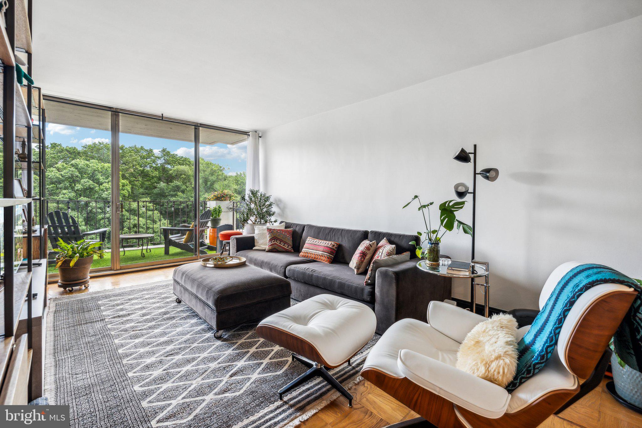 LAKE ANNE OF RESTON - Residential