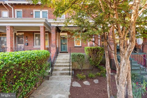 1427 MORSE STREET NE WASHINGTON DC 20002
