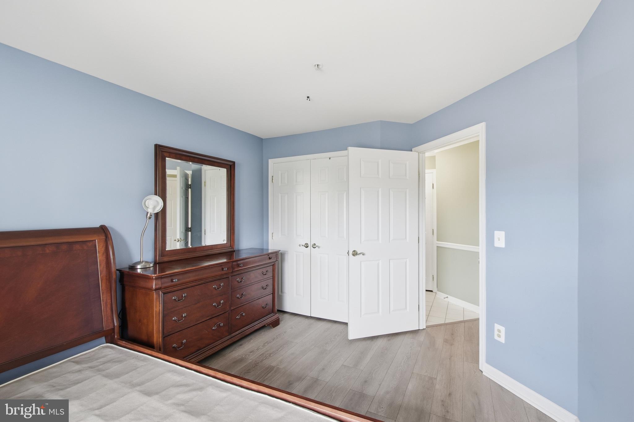 STRATFORD CONDOS - Residential