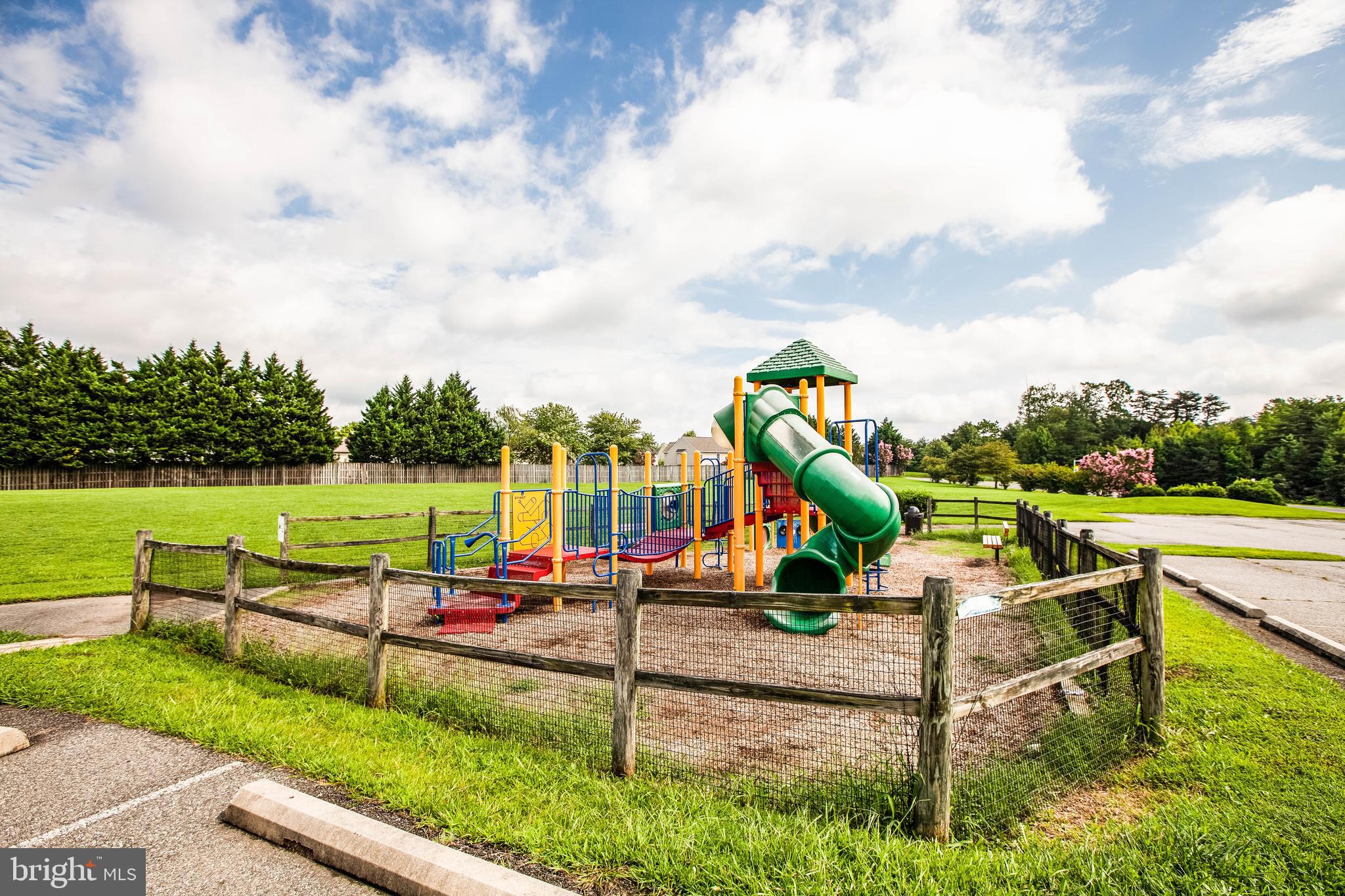 AUTUMN RIDGE - Residential