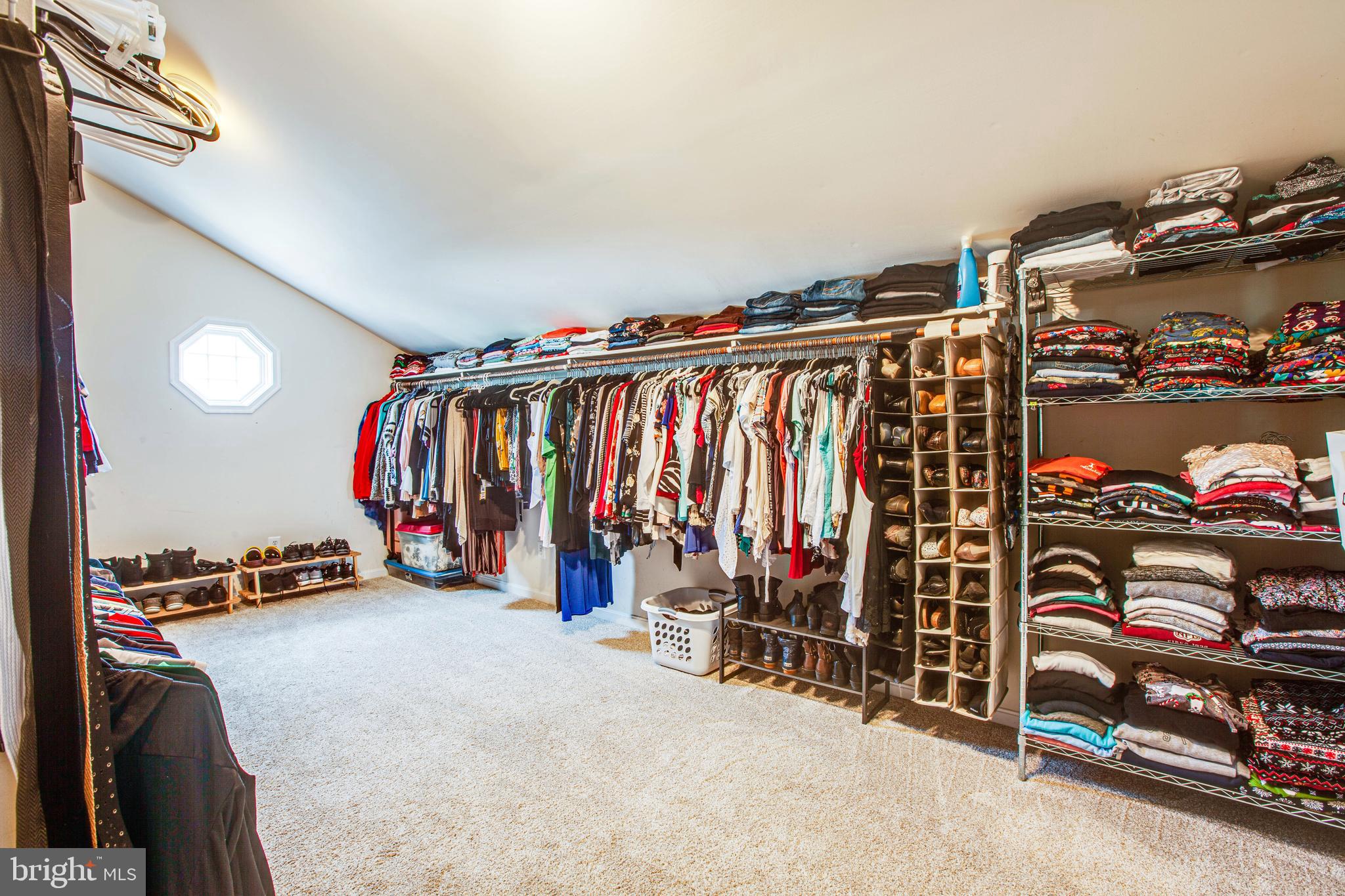 AUTUMN RIDGE - Residential