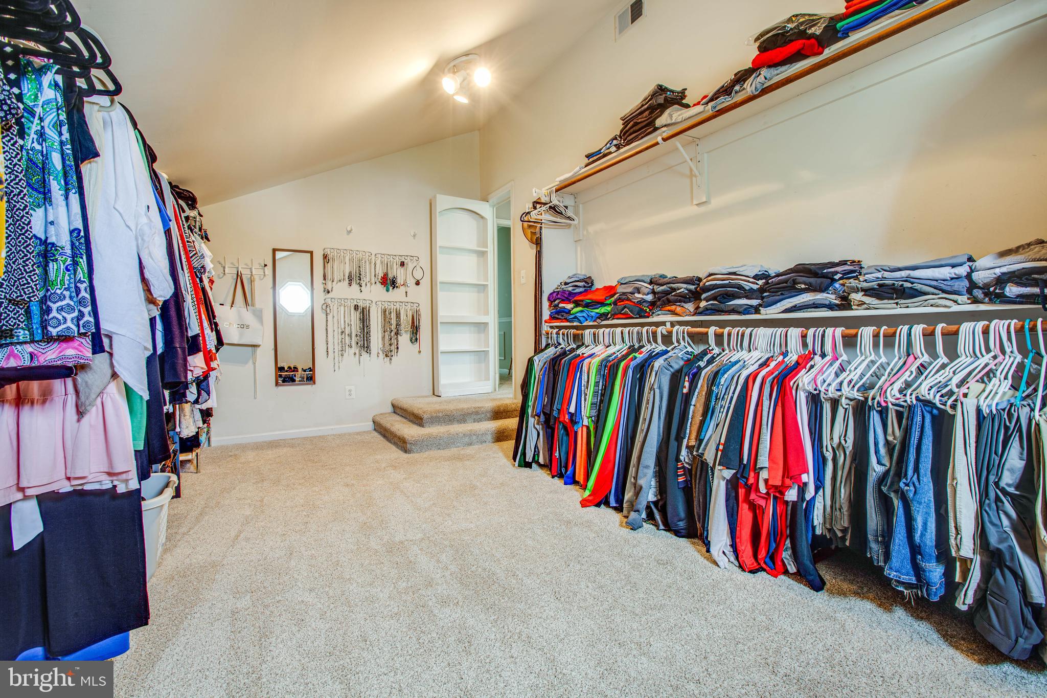 AUTUMN RIDGE - Residential