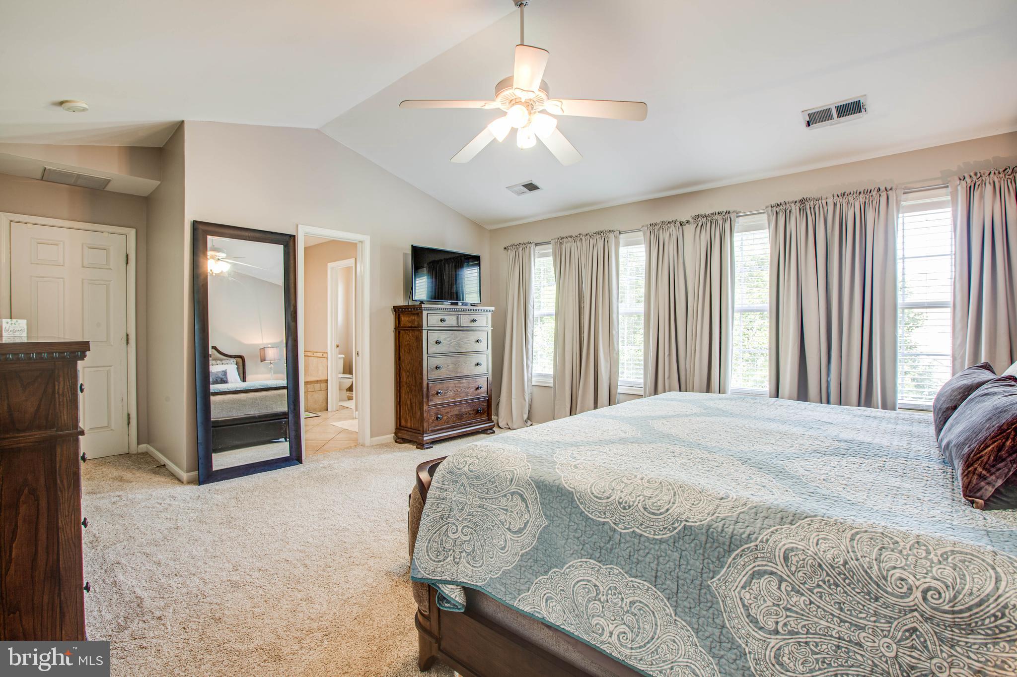 AUTUMN RIDGE - Residential