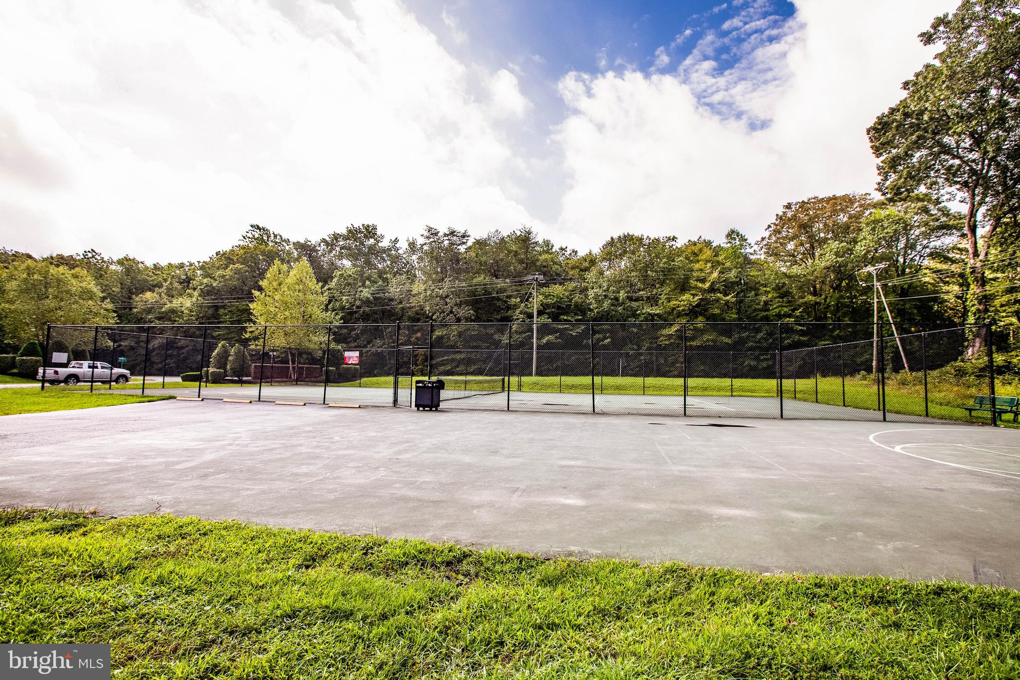 AUTUMN RIDGE - Residential