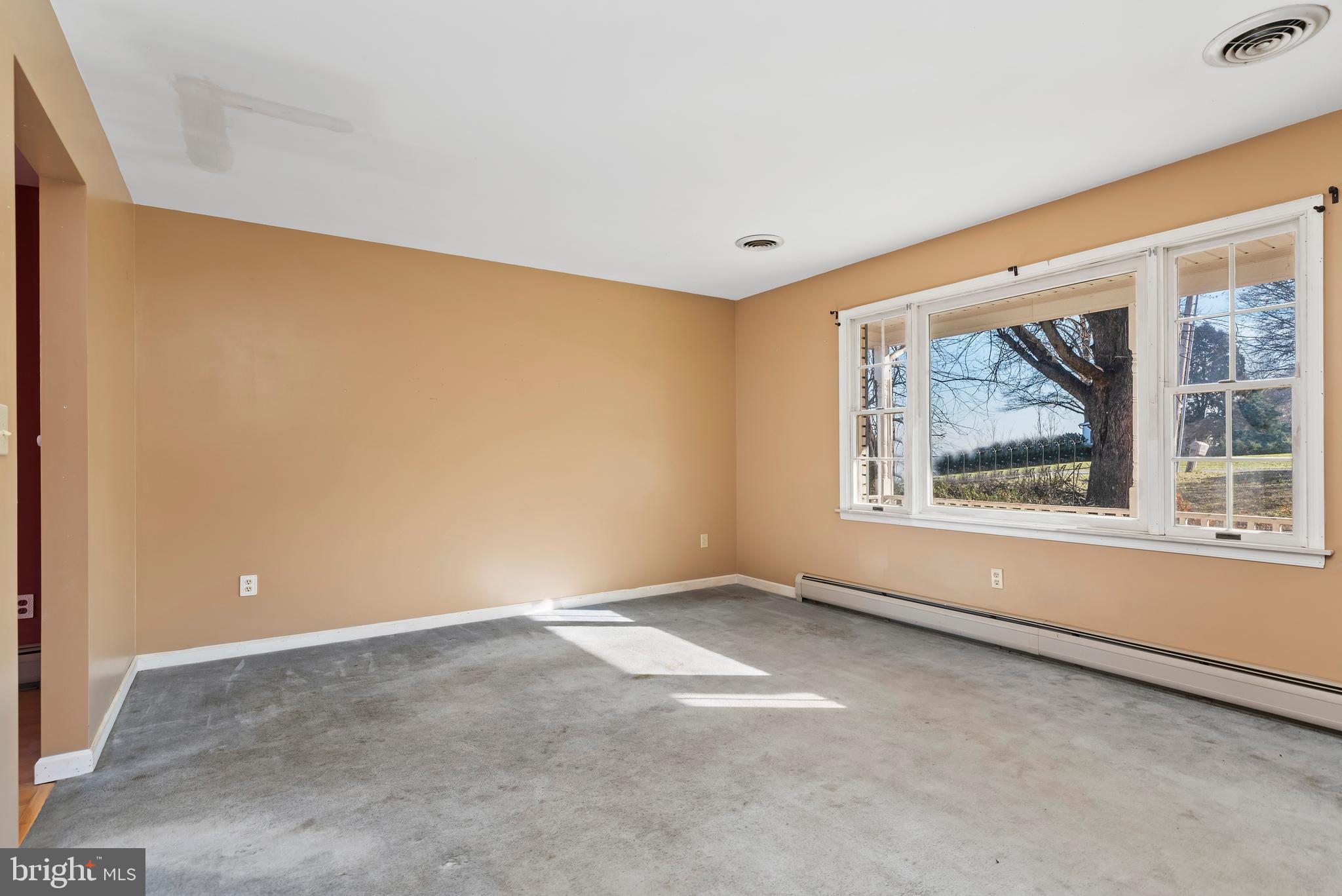 YORK SPRINGS - Residential