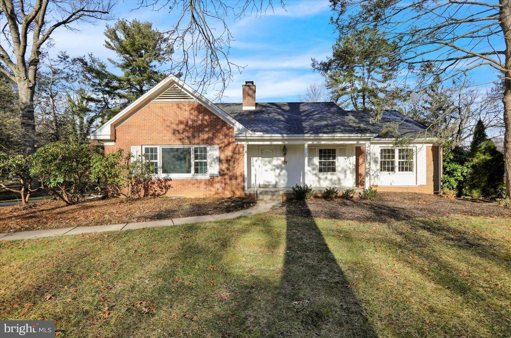 Photo of 30 N Bausman Drive, LANCASTER, PA 17603 (MLS # PALA2080262)