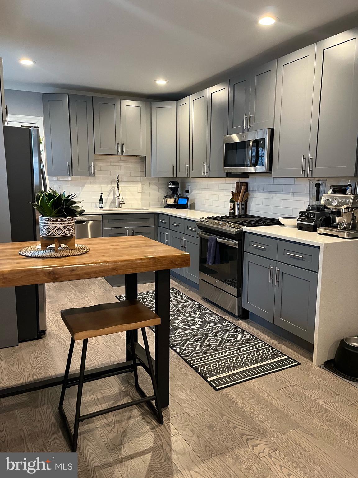 Available for Mid-May/June move in. Welcome to 307 Sigel - tucked away on a quiet tree lined street in Pennsport. Fully renovated in 2019 - featuring 3 bedrooms, 2.5 bathrooms, finished basement and roof deck with center city and stadium views. As you enter the first floor, the living room, featuring a gas fireplace, flows right into the dining area and kitchen. The half bath is also located on the first floor. The second floor features 2 large, sunny bedrooms with ample closet space, a full bathroom with a tub, laundry room and coat closet for additional storage. The primary suite features a sitting room/wet bar with access to a 3rd floor balcony. The primary bedroom offers large south facing windows, a walk in closet and a bathroom with dual sinks and rainfall shower.
The roof deck has amazing views of the city sky line and both bridges.
Walking distance to neighborhood favorites; Creme Brûlée, Moonshine, Mifflin Tavern, Hermans, Cake and Joe, Grindcore House, and so many more!
Lease Terms: Generally, first month, last month, one month security deposit due at, or prior to lease signing. Pets allowed. Tenants responsible for all utilities: water, gas, electricity, cable/internet.
Owner is a licensed PA Realtor
For showings, call/text Corrin