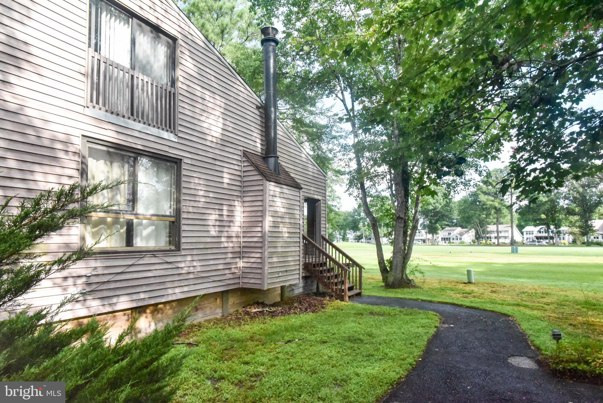 438 OCEAN PARKWAY 44