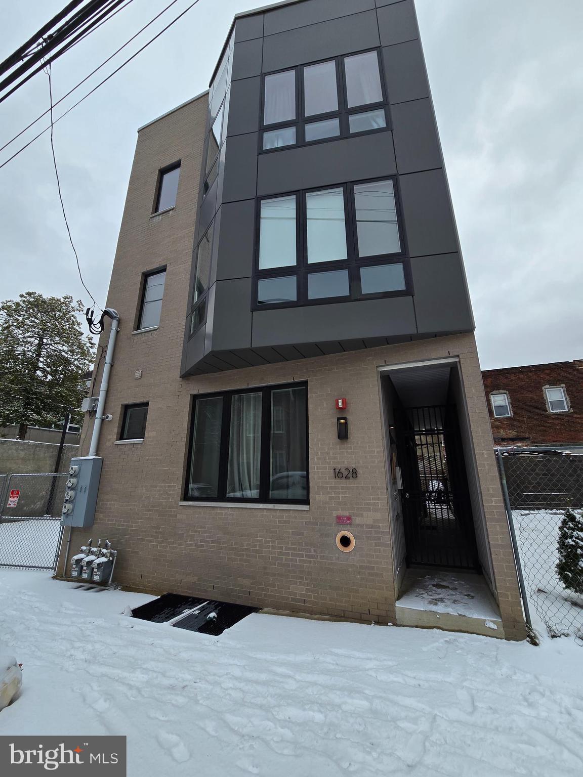 NORTH CENTRAL - Residential Lease