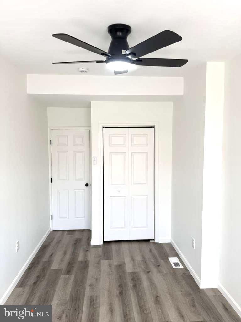 BARCLAY - Residential