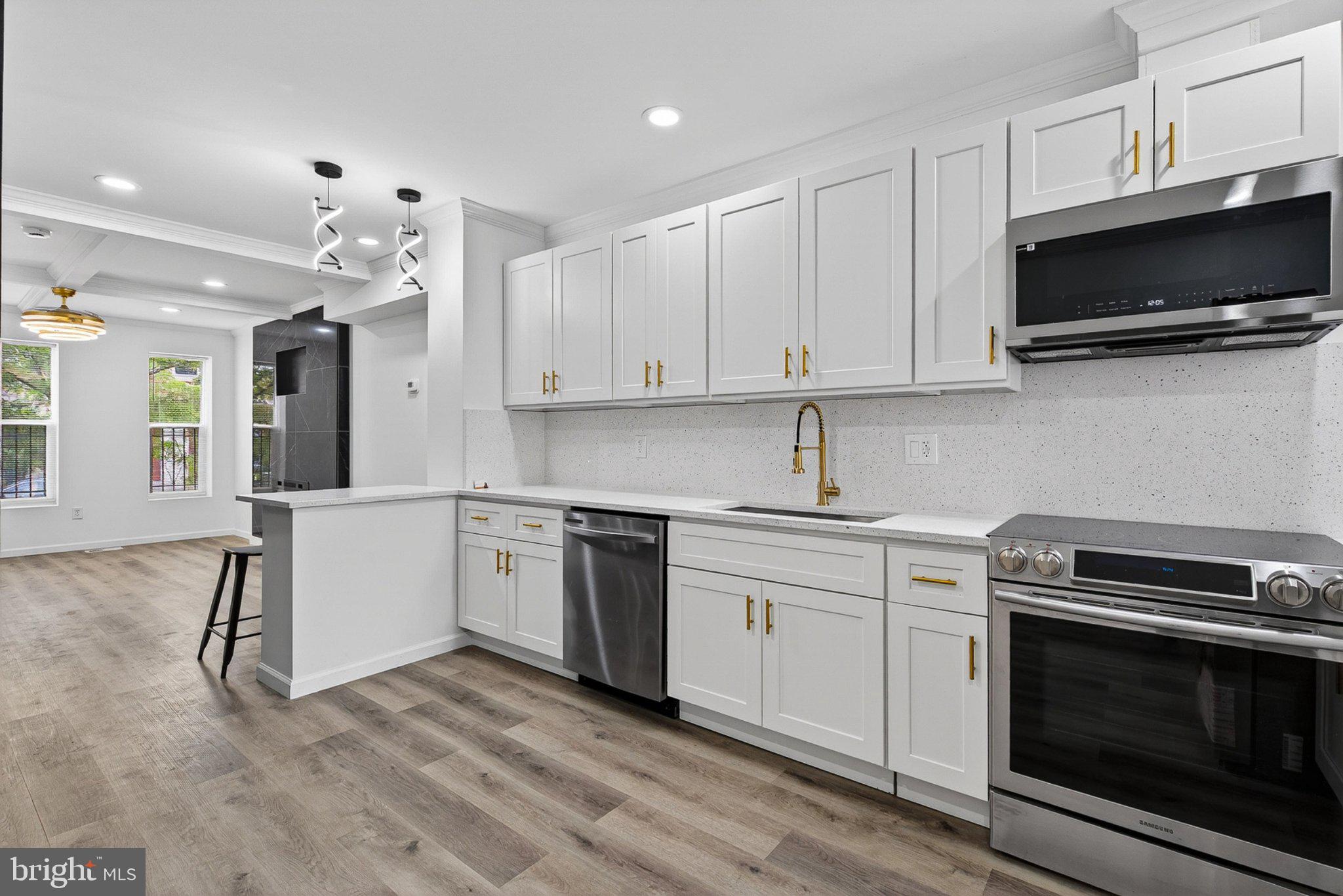 BARCLAY - Residential
