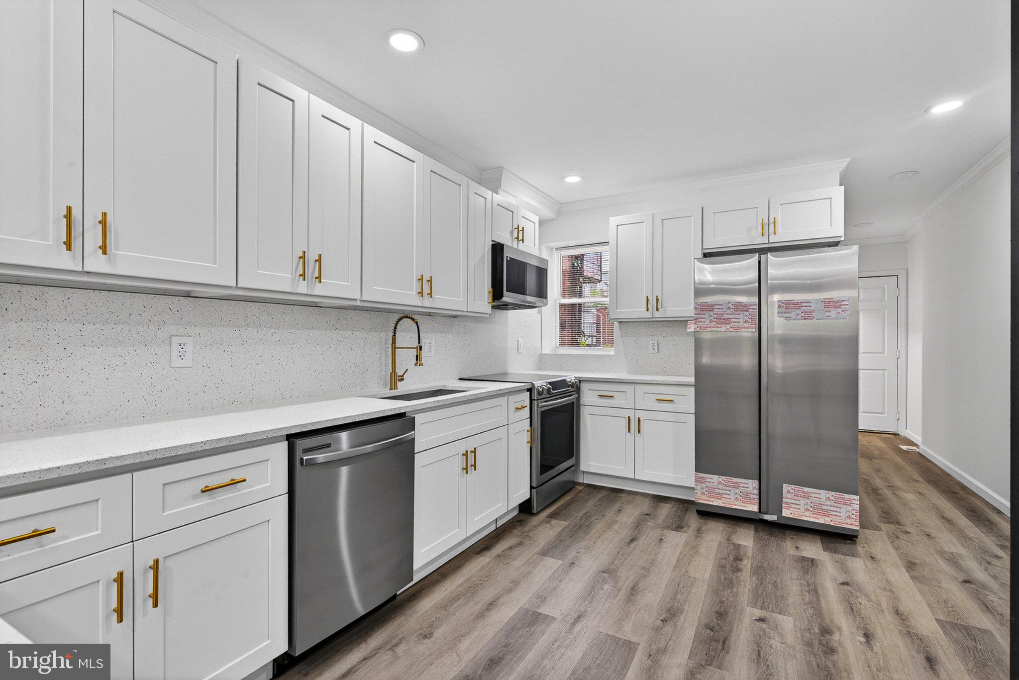 BARCLAY - Residential