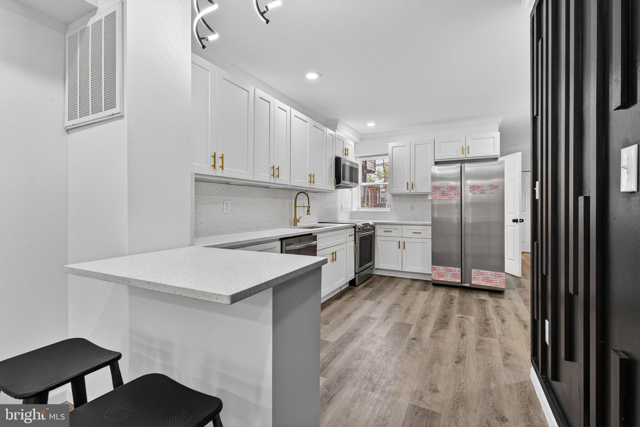 BARCLAY - Residential